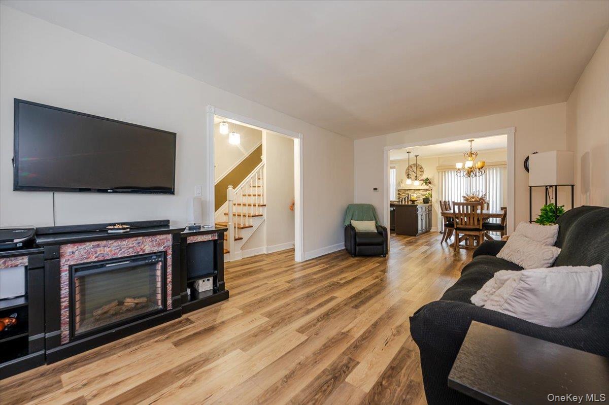 #5 photo, 2976 Waterbury Avenue, ブロンクス区 Bronx , NY 10461