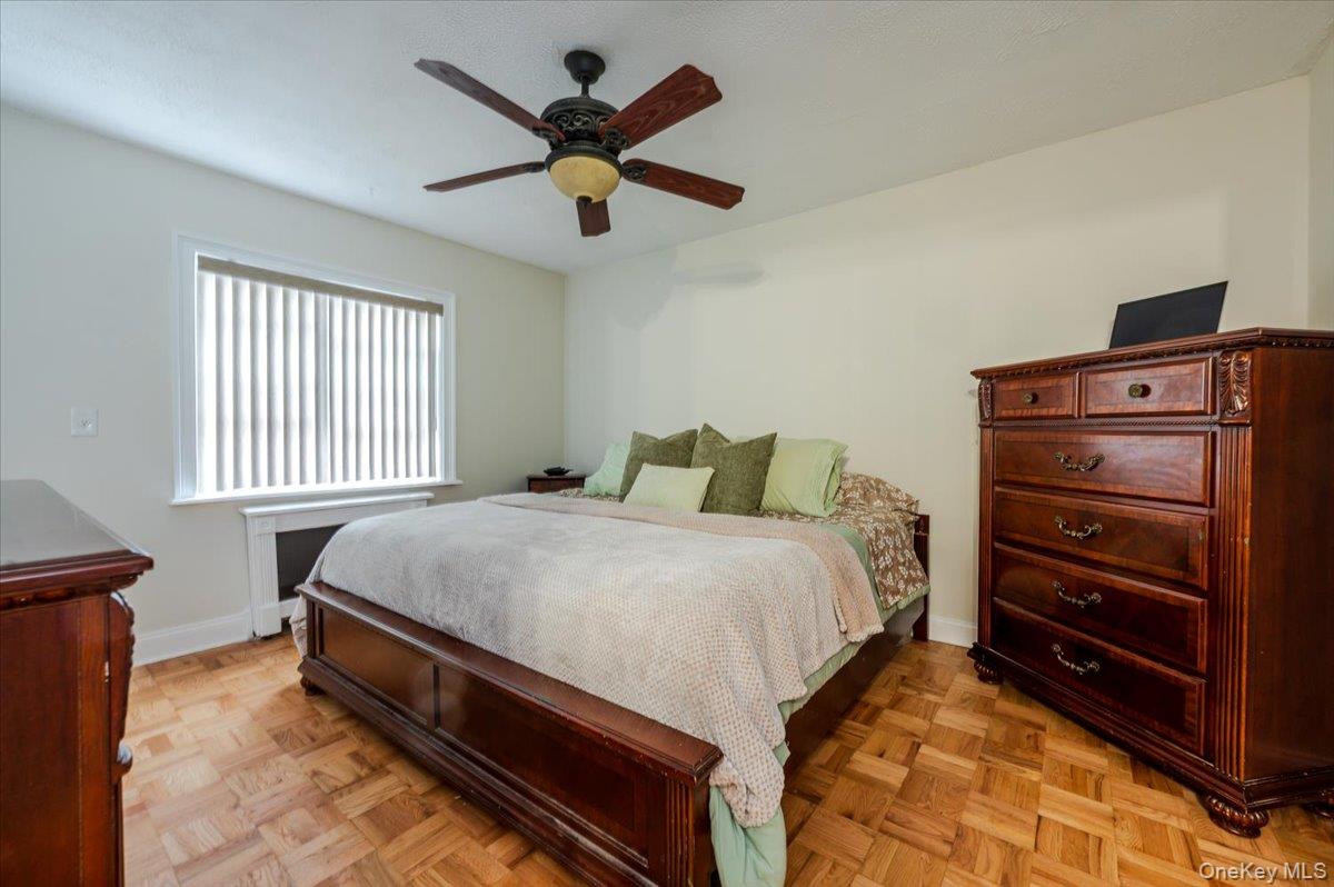 #9 photo, 2976 Waterbury Avenue, ブロンクス区 Bronx , NY 10461