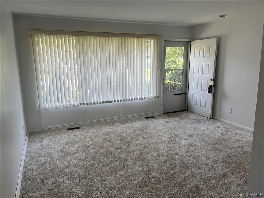 #2 photo, 43 Wickham drive, Warwick , NY 10990