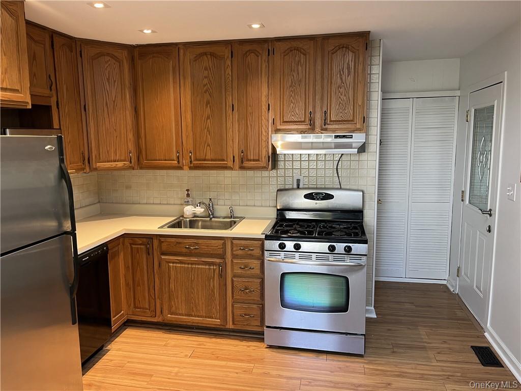 #5 photo, 43 Wickham drive, Warwick , NY 10990