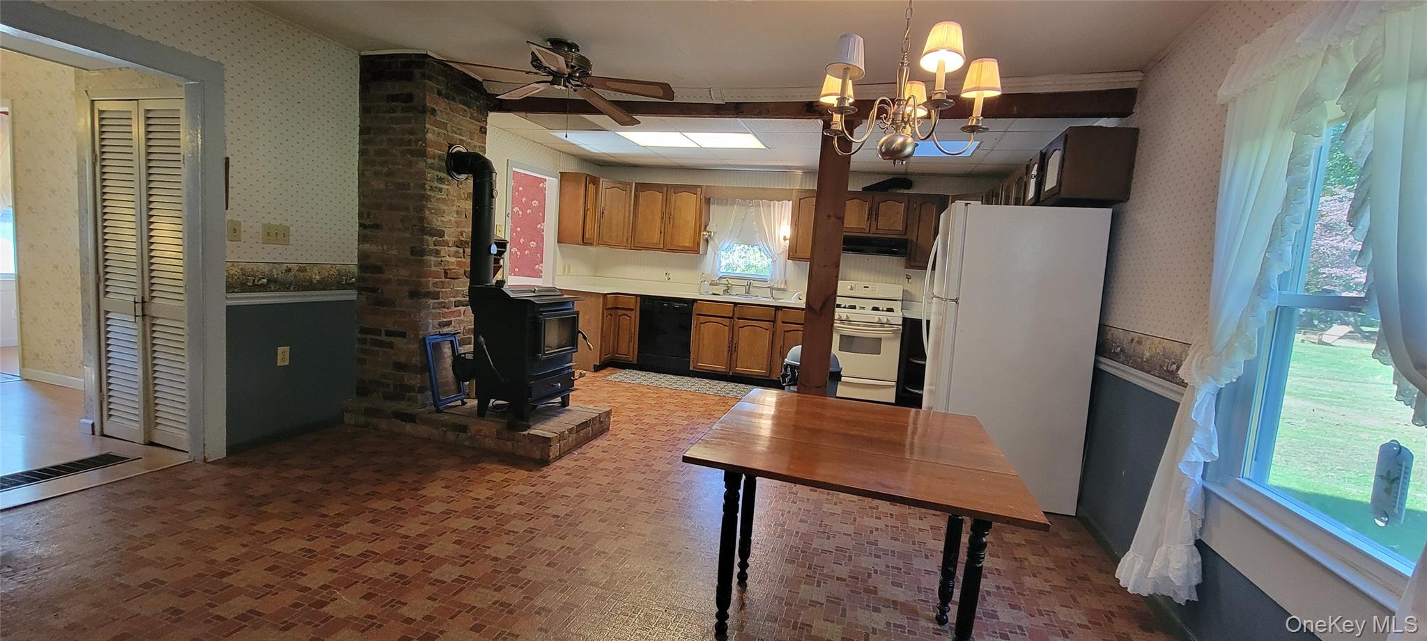 #14 photo, 22 Washington Avenue, Highland , NY 12528