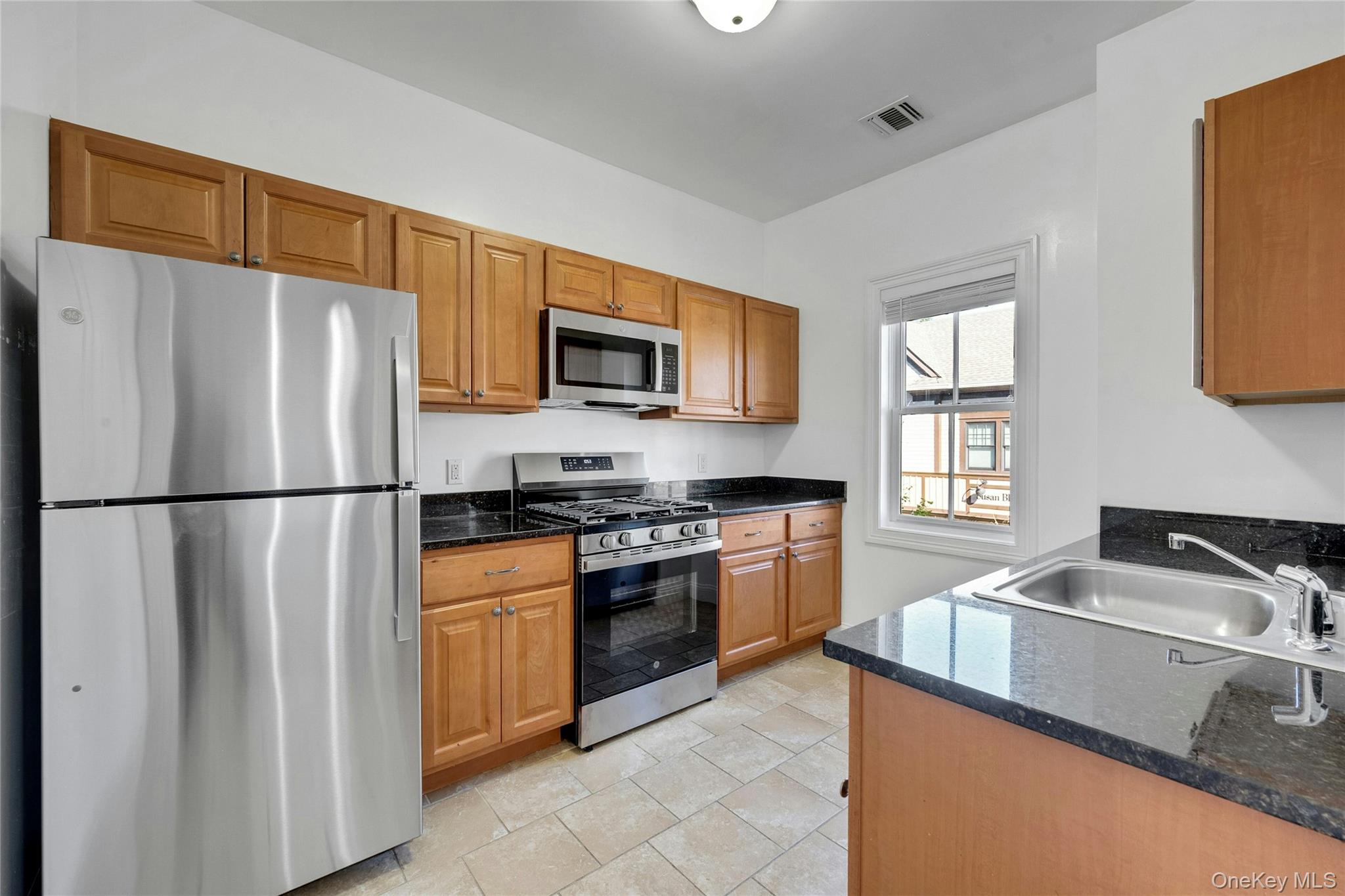 #6 photo, 400 Main Street, Armonk , NY 10504