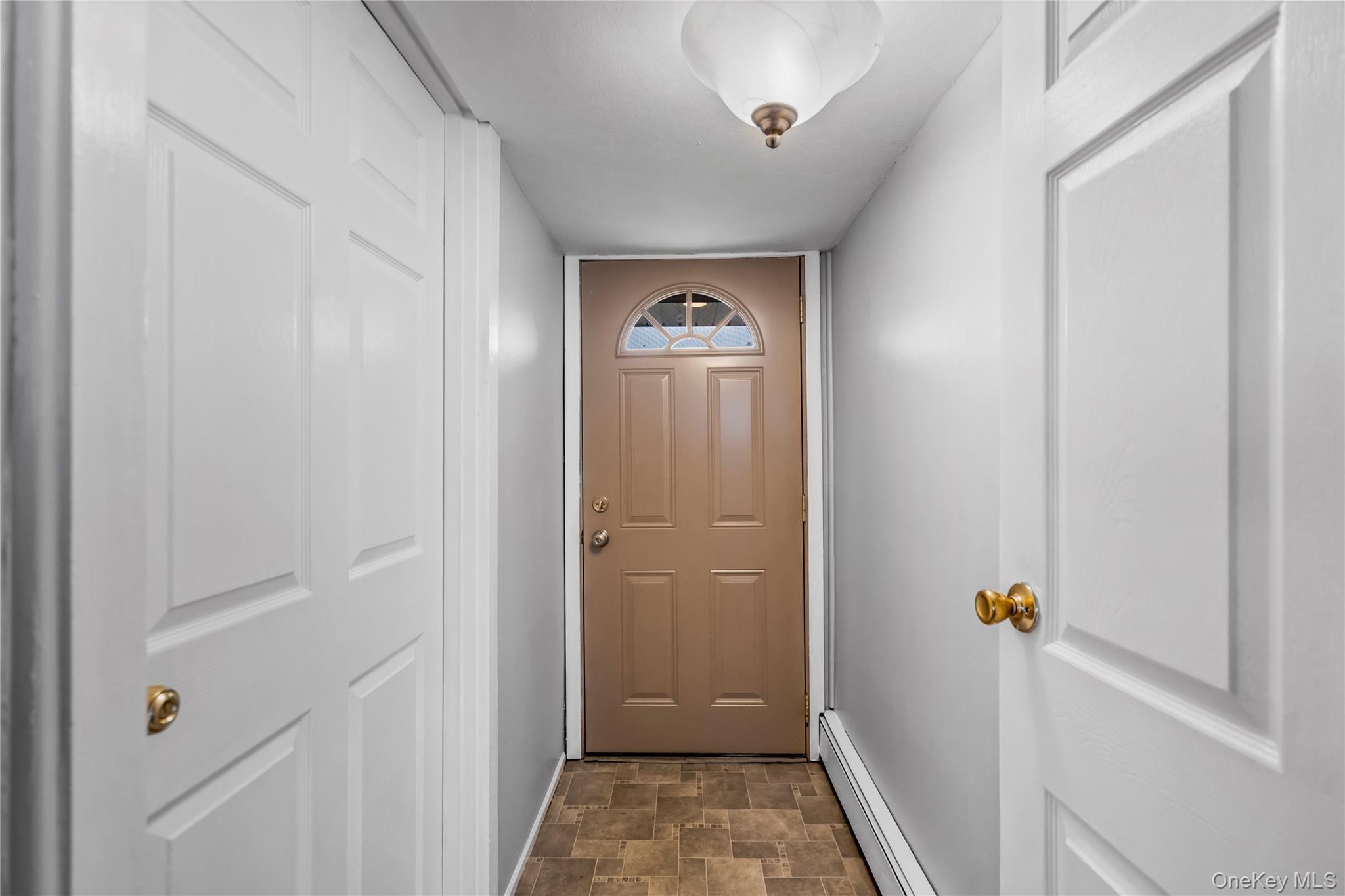 #2 photo, 45 Lowland Road, ナッソー郡 Levittown , NY 11756