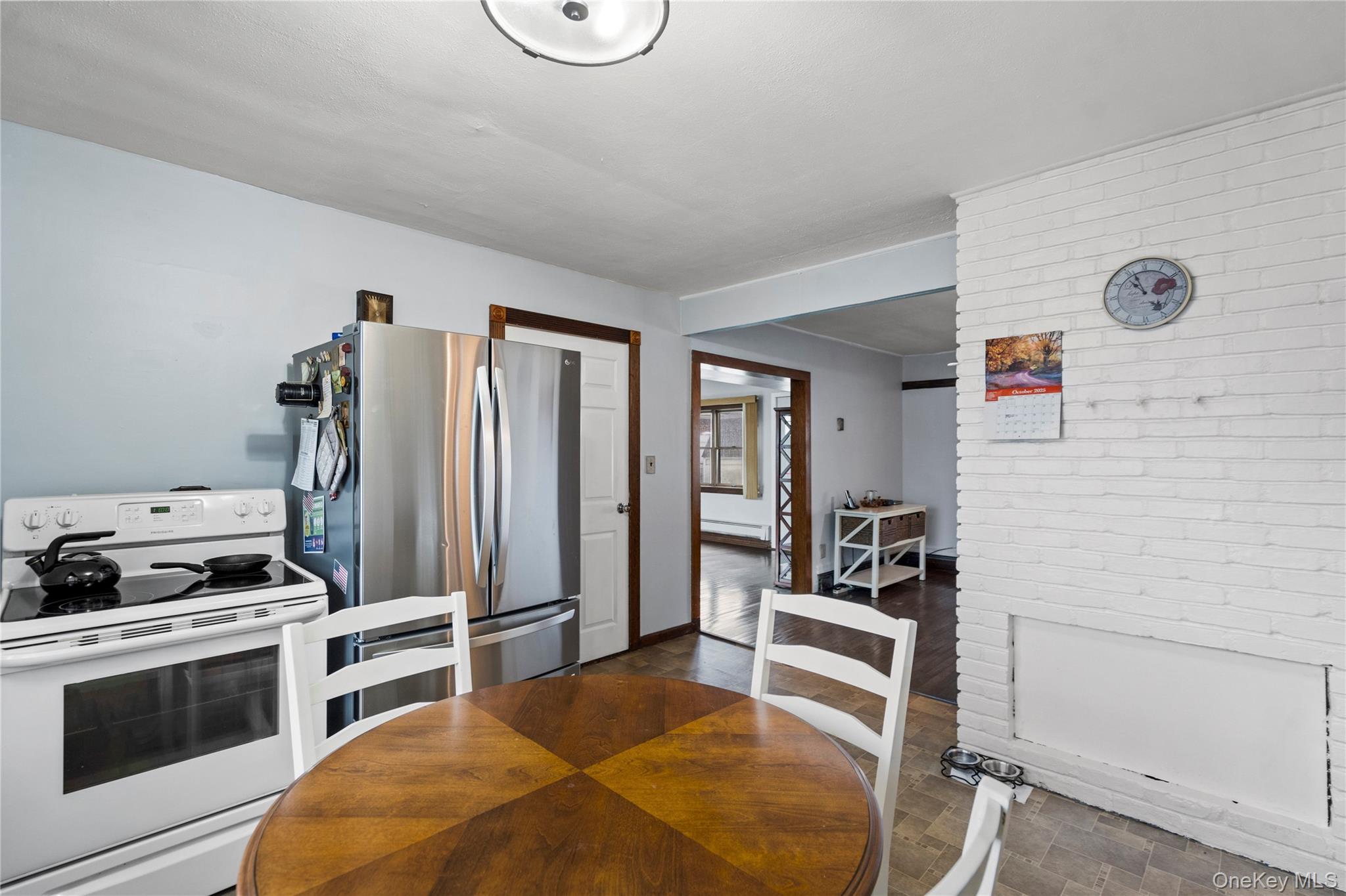 #4 photo, 45 Lowland Road, ナッソー郡 Levittown , NY 11756