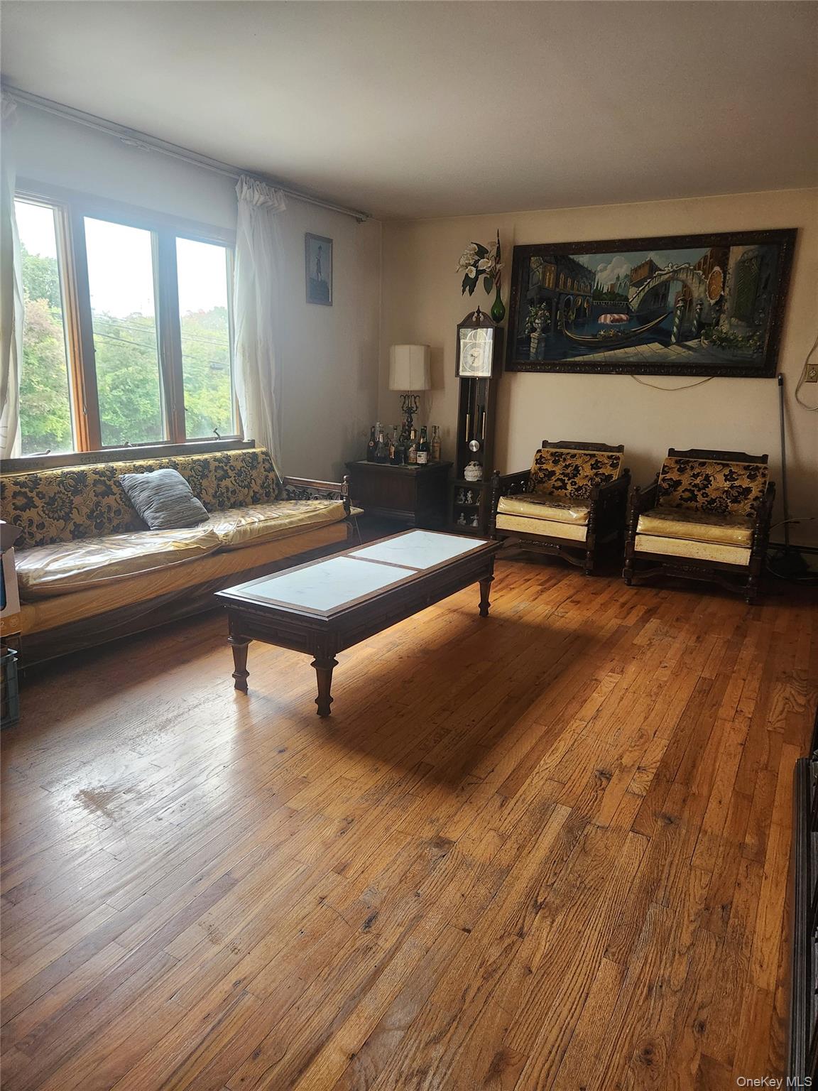 #6 photo, 47 15th Avenue, サフォーク郡 West Babylon , NY 11704