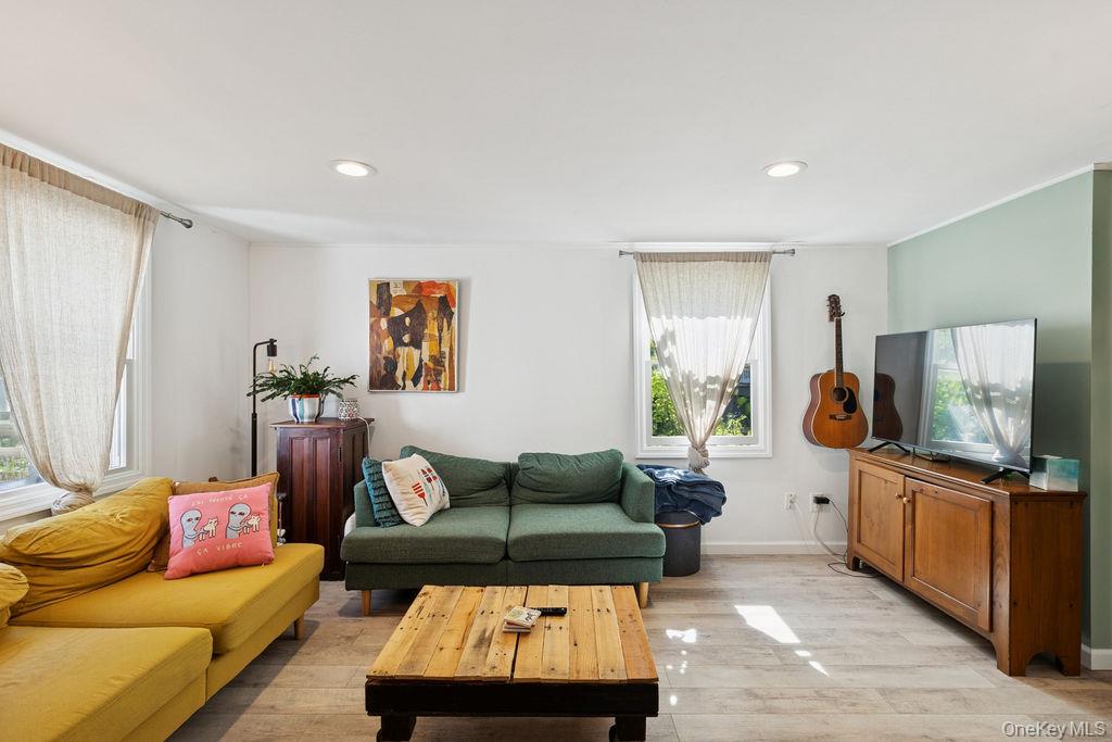 #11 photo, 1 Leo Street, サフォーク郡 Patchogue , NY 11772