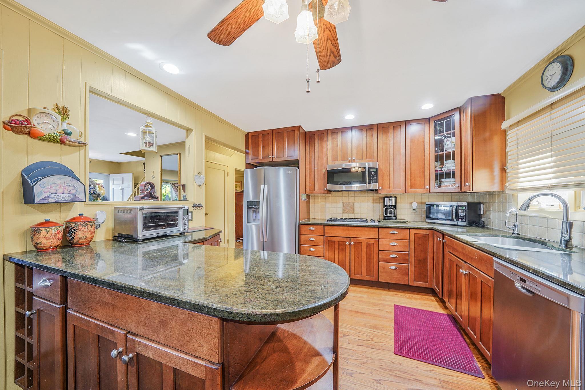 #12 photo, 43 Shortridge Drive, ナッソー郡 Mineola , NY 11501