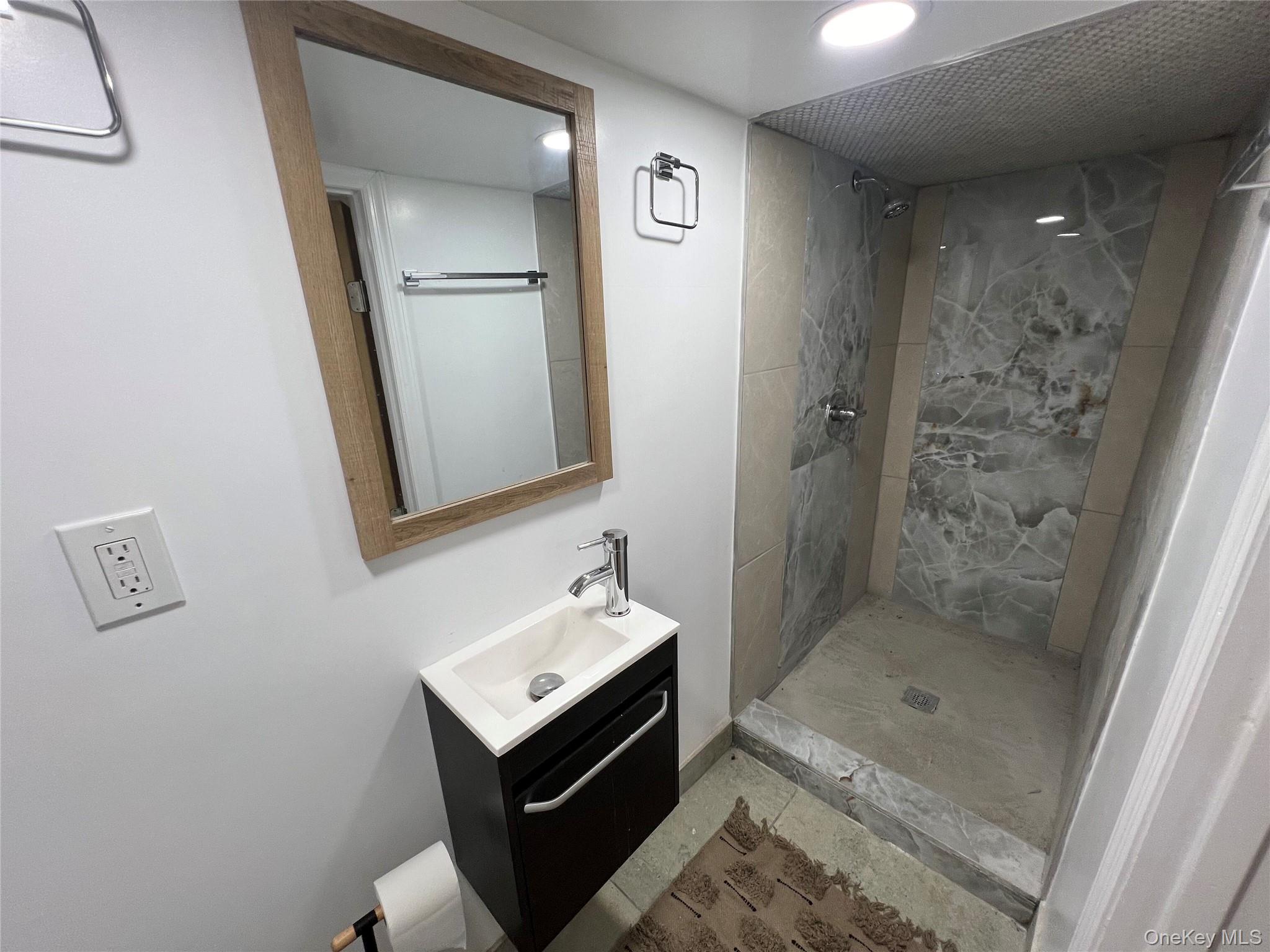 #19 photo, 136-18 221st Street, Laurelton , NY 11413