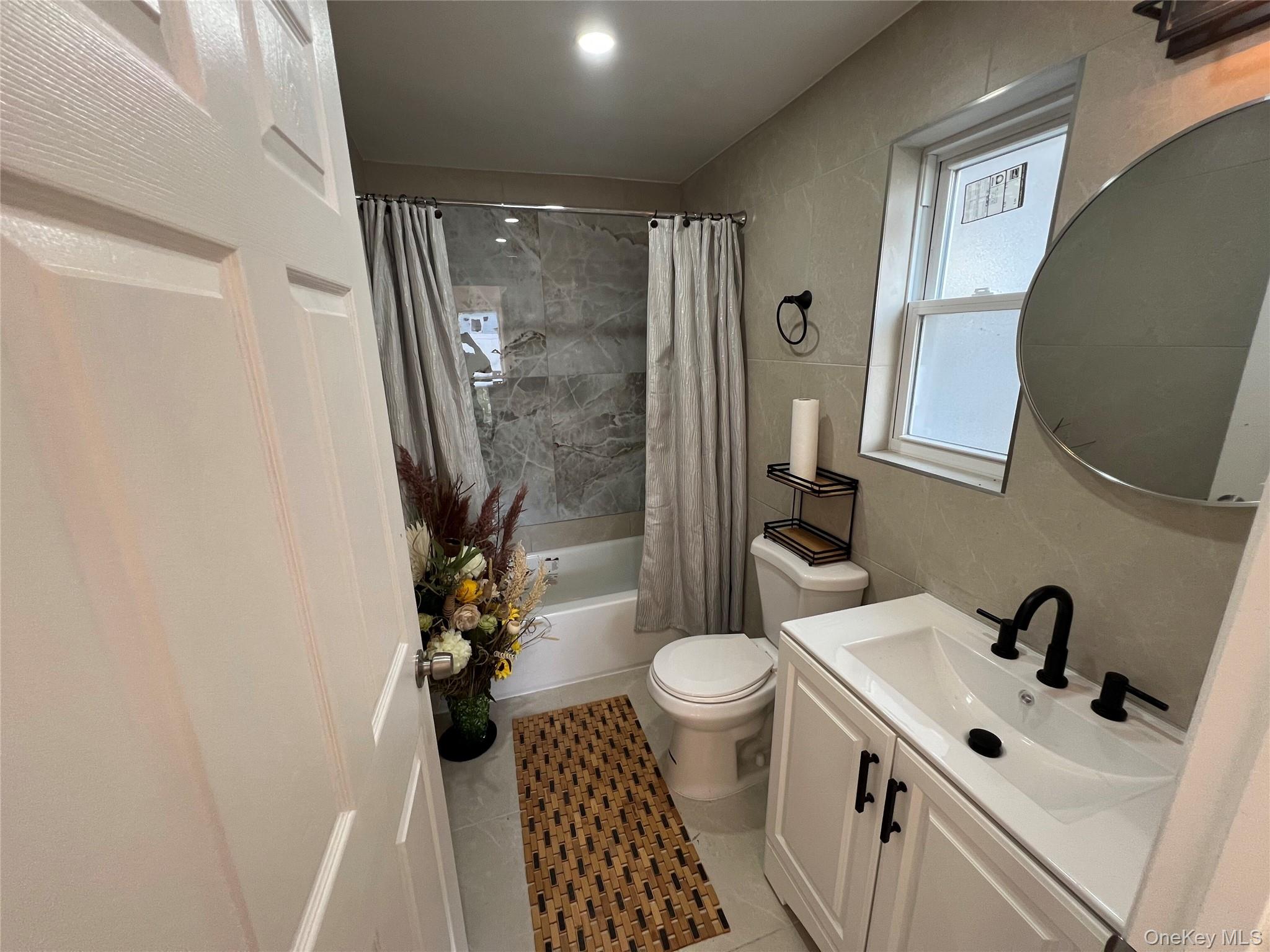 #7 photo, 136-18 221st Street, Laurelton , NY 11413