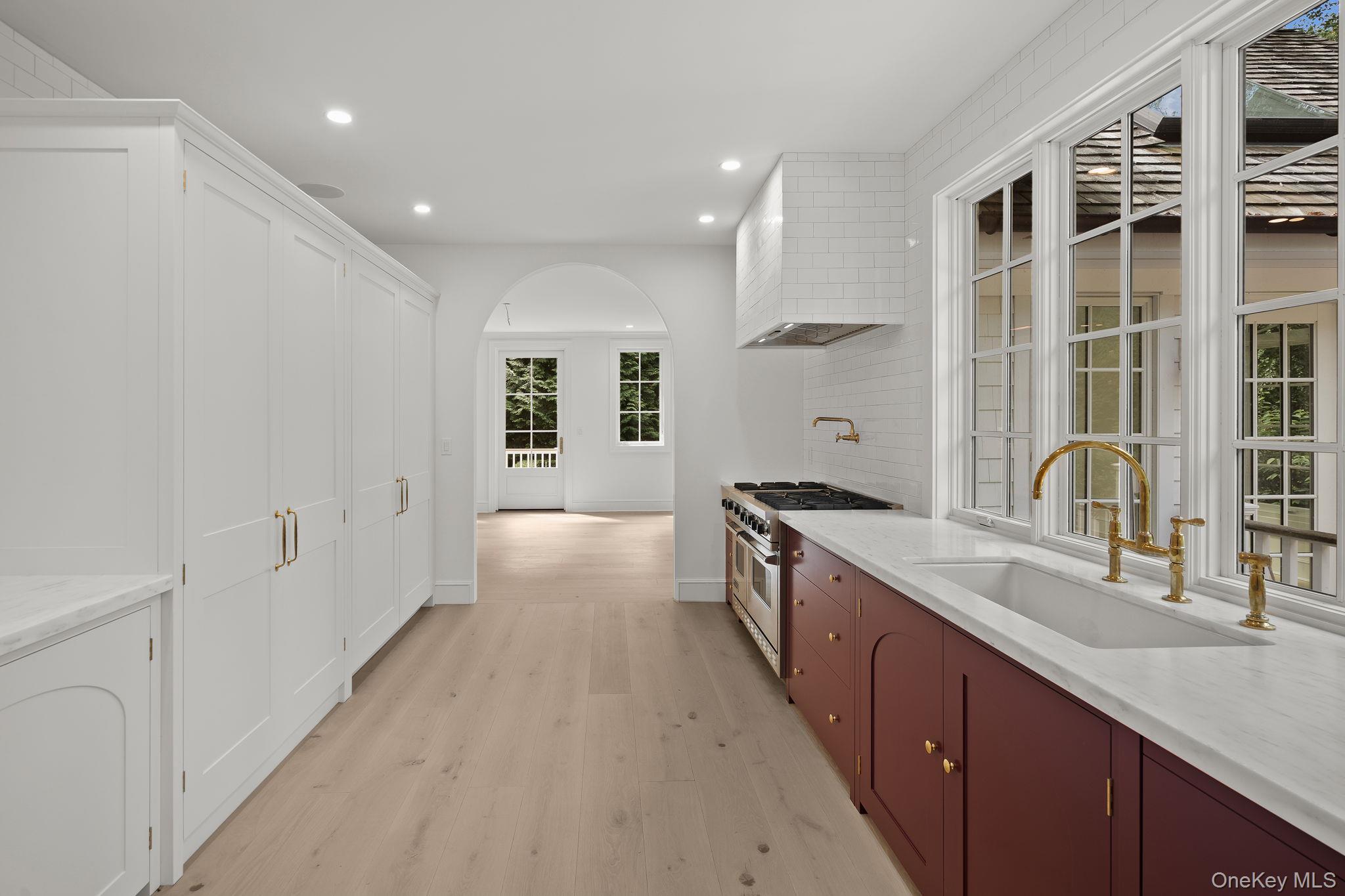 #13 photo, 48 Lloyd Lane, サフォーク郡 Lloyd Neck , NY 11743