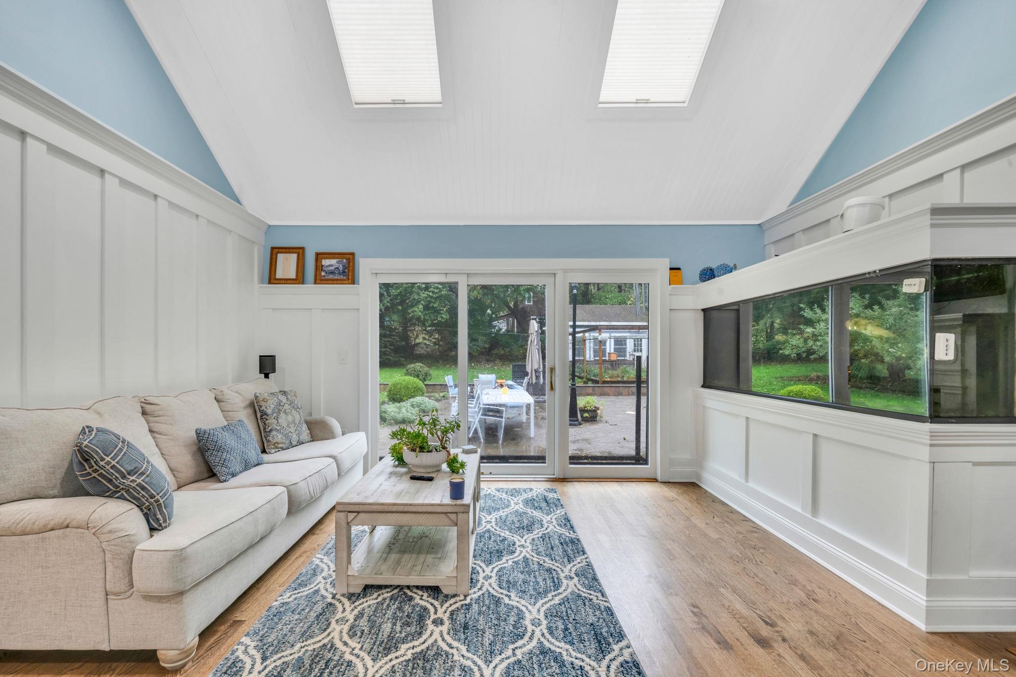 #15 photo, 27 Tower Hill Road, サフォーク郡 Shoreham , NY 11786