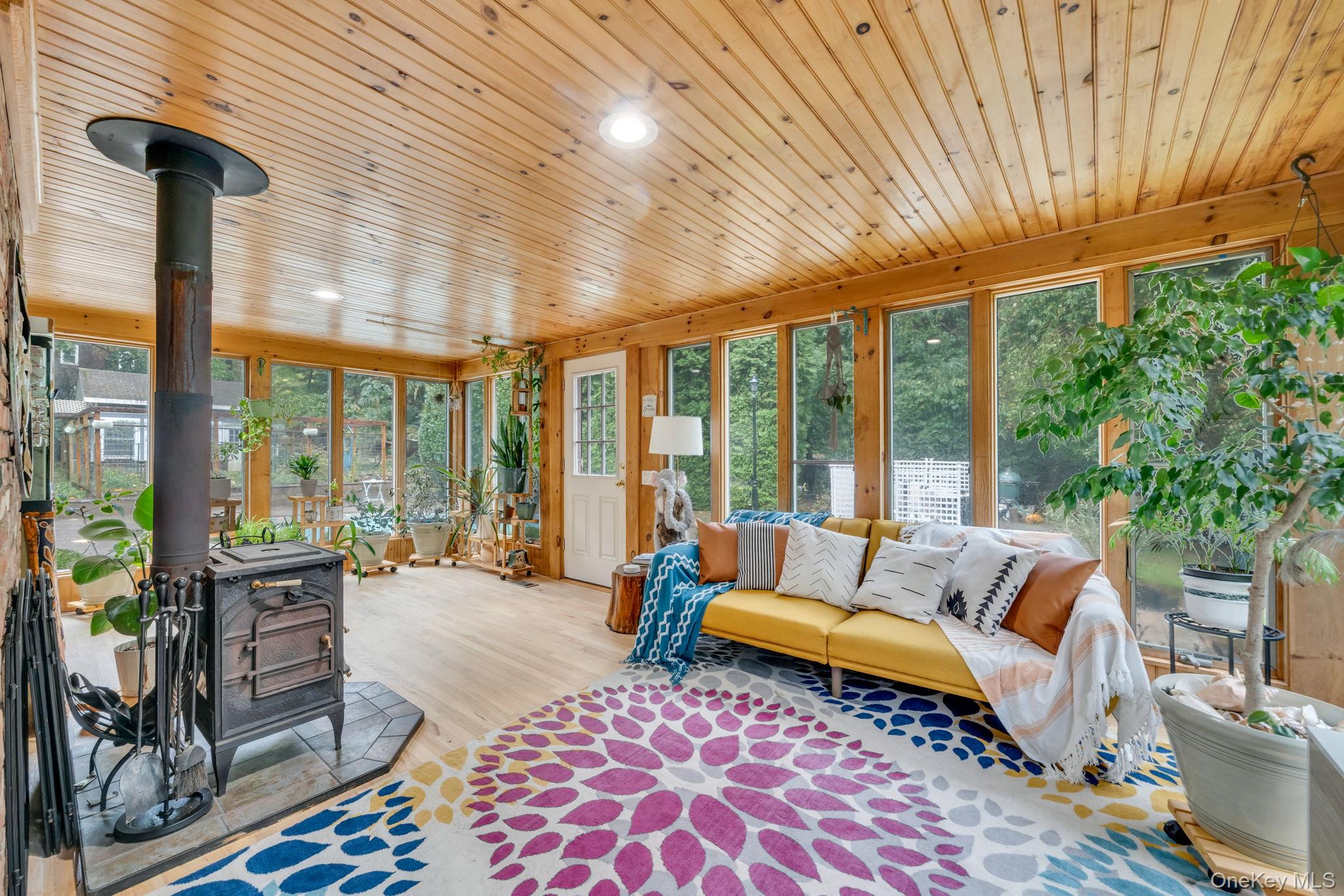 #18 photo, 27 Tower Hill Road, サフォーク郡 Shoreham , NY 11786