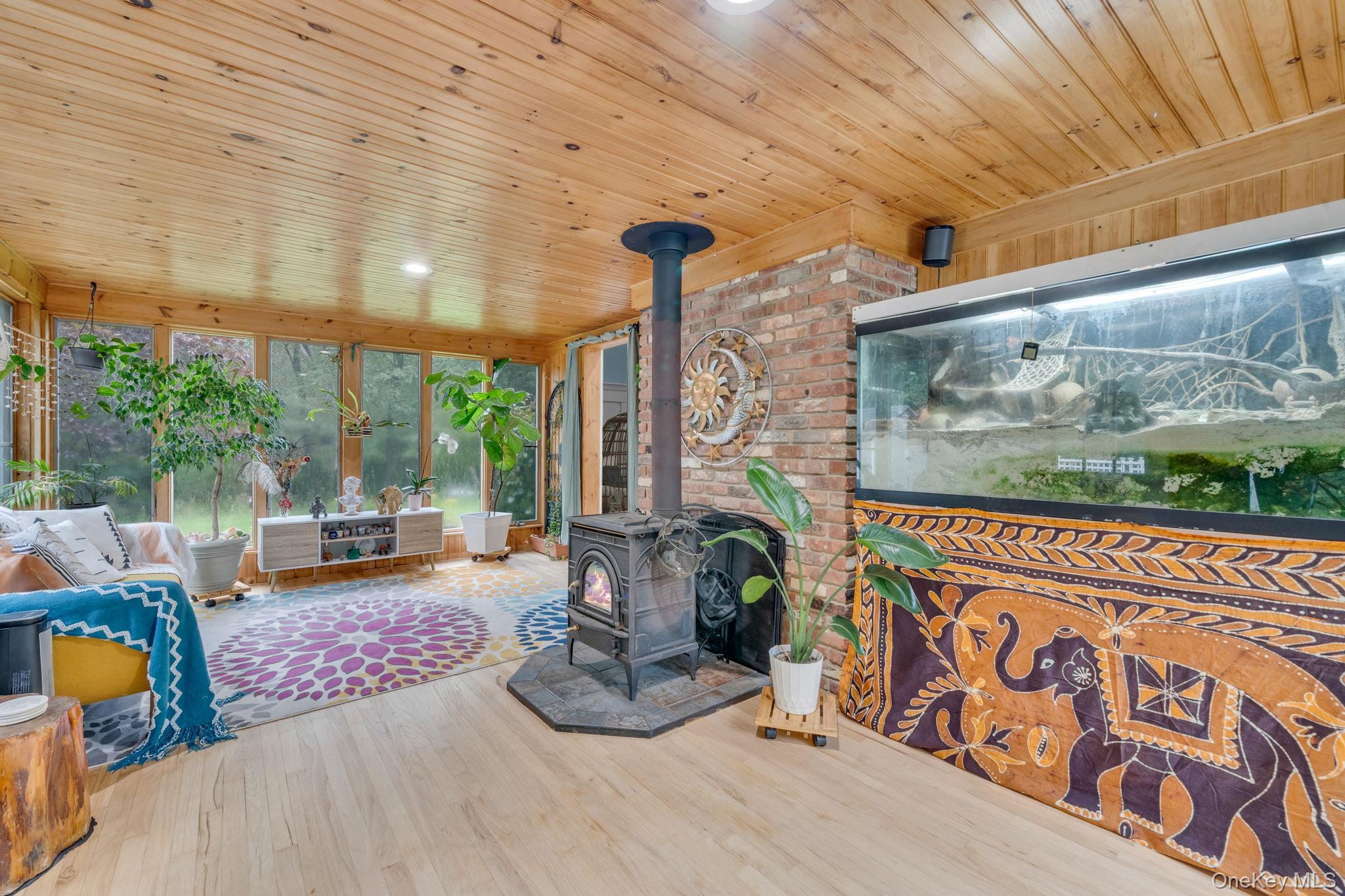 #19 photo, 27 Tower Hill Road, サフォーク郡 Shoreham , NY 11786