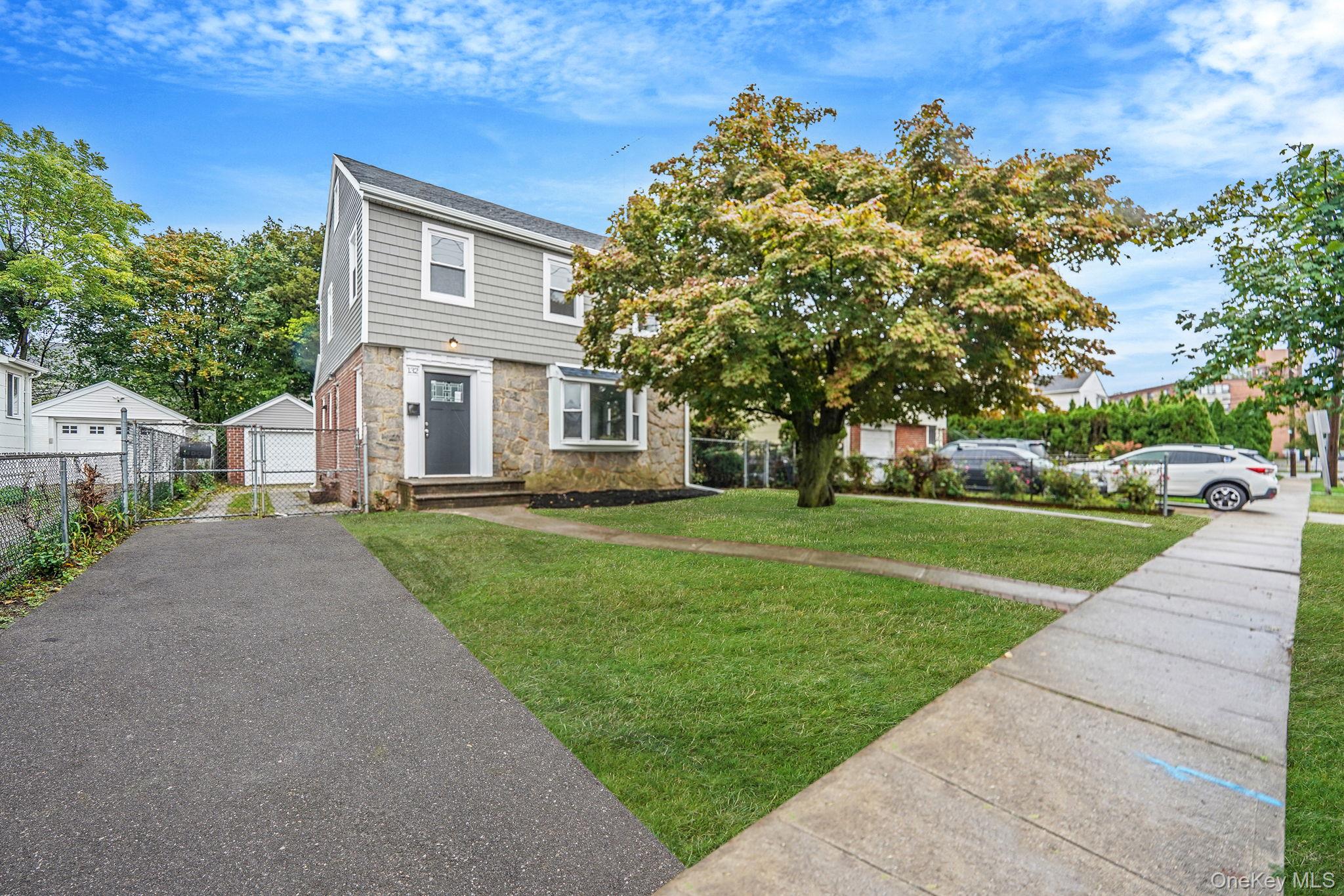 #2 photo, 132 Duncan Road, ナッソー郡 Hempstead , NY 11550