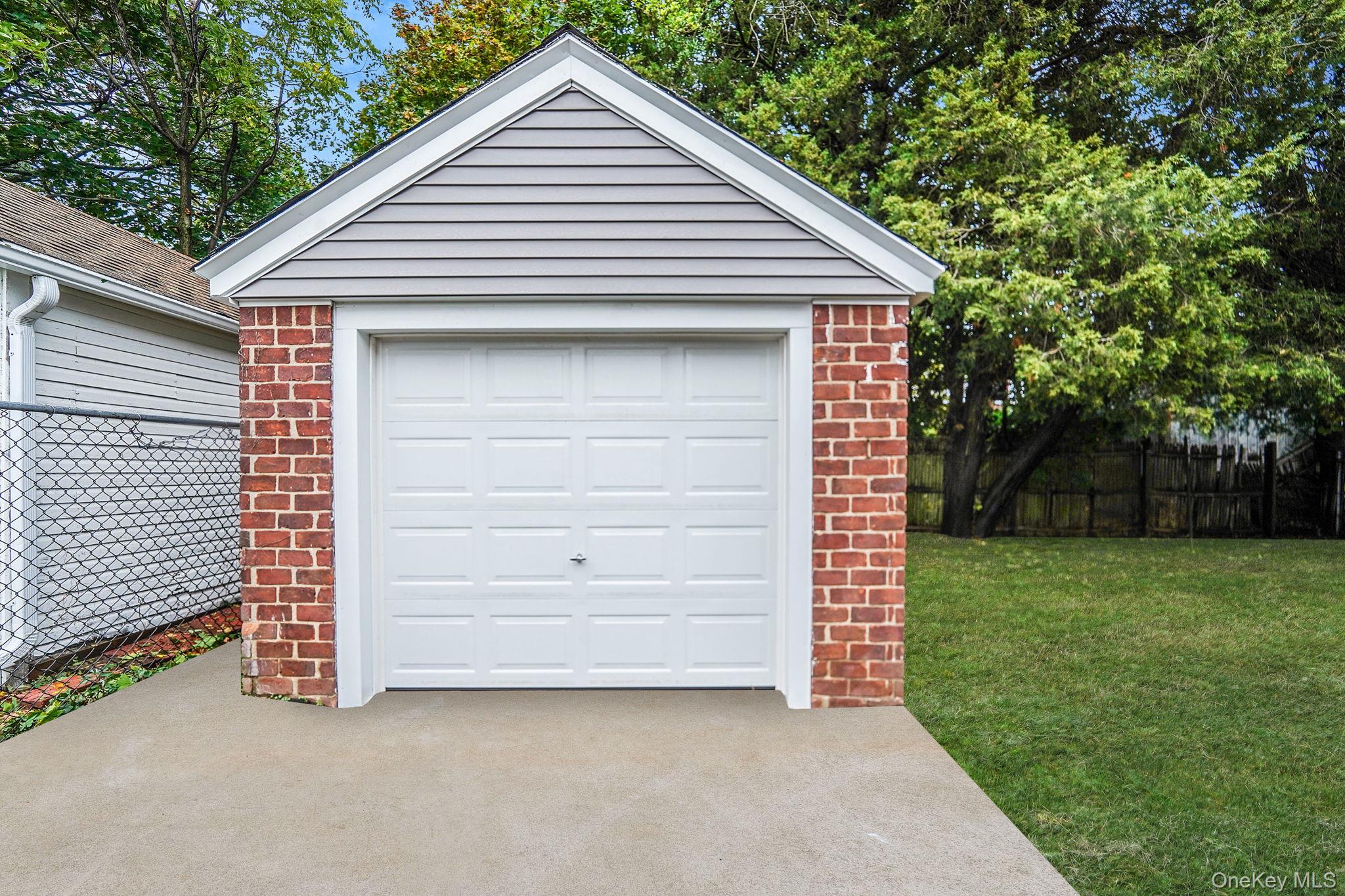 #5 photo, 132 Duncan Road, ナッソー郡 Hempstead , NY 11550