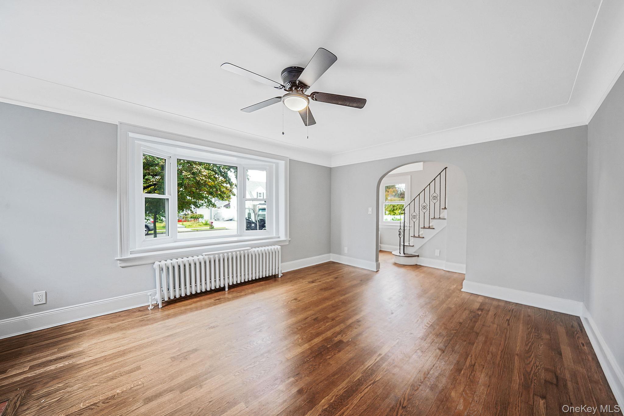 #8 photo, 132 Duncan Road, ナッソー郡 Hempstead , NY 11550