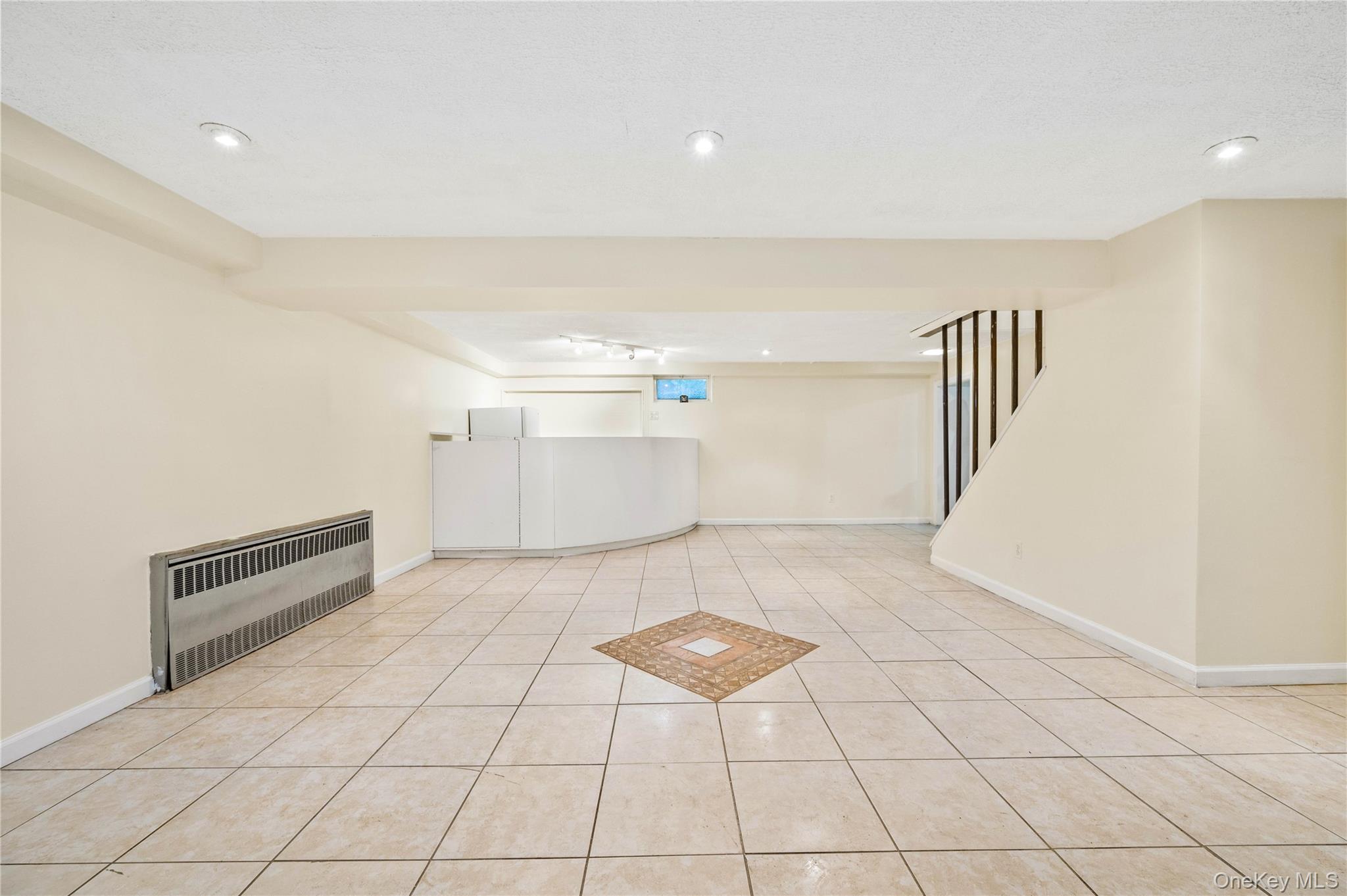 #20 photo, 28 Elizabeth Avenue, ナッソー郡 Hempstead , NY 11550