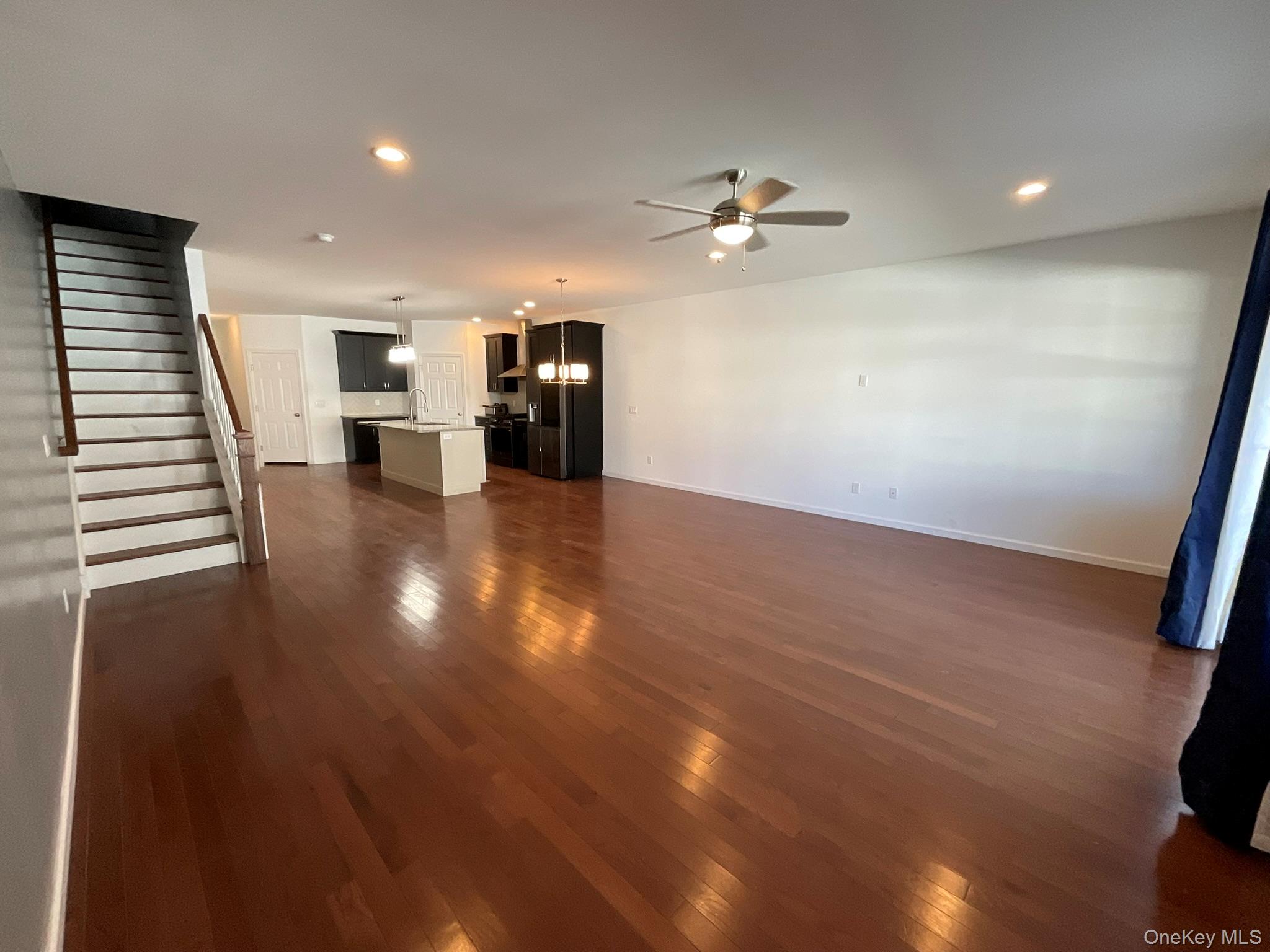 #3 photo, 38 Stacey Way, Troy , NY 12180