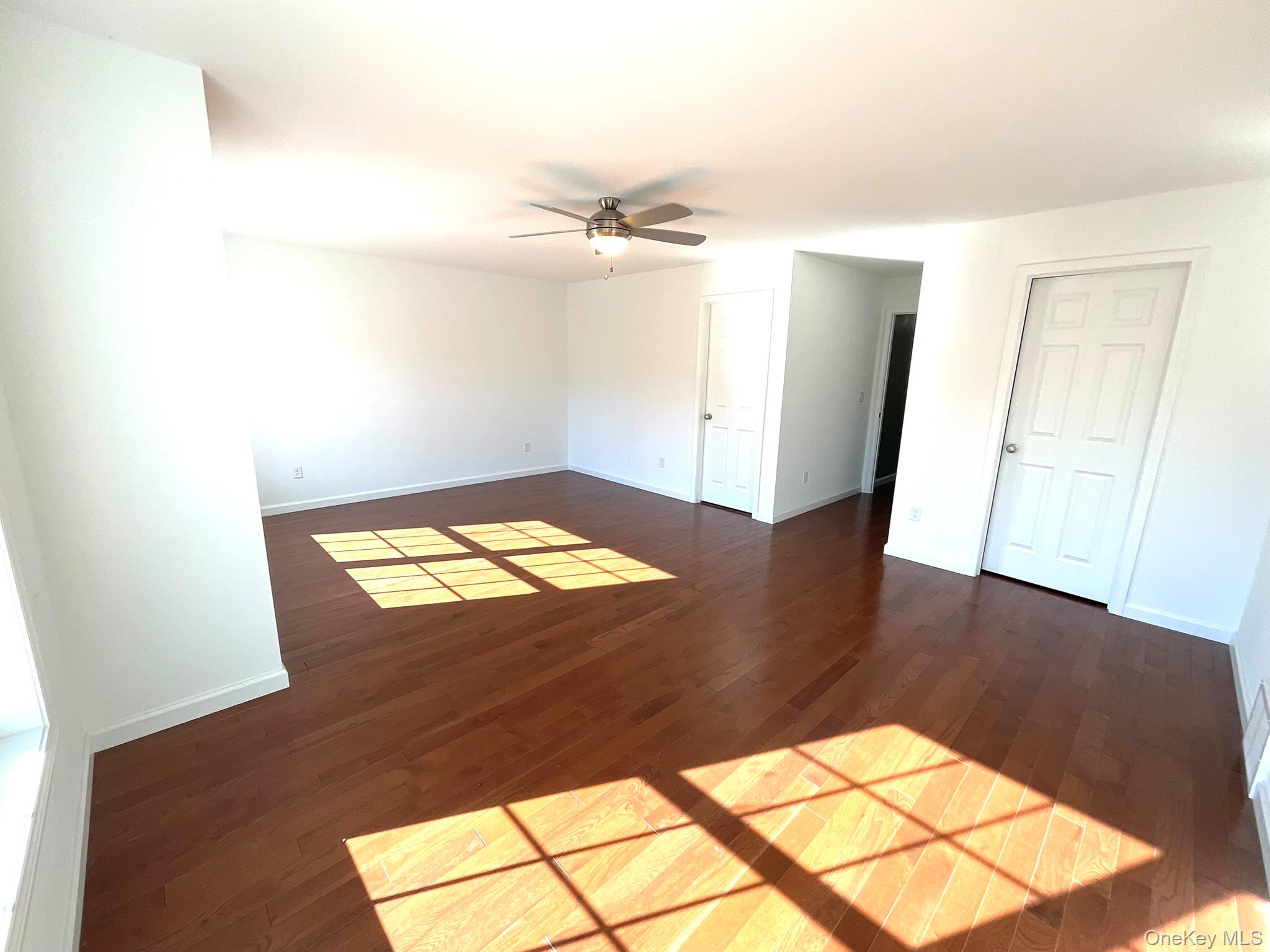 #5 photo, 38 Stacey Way, Troy , NY 12180