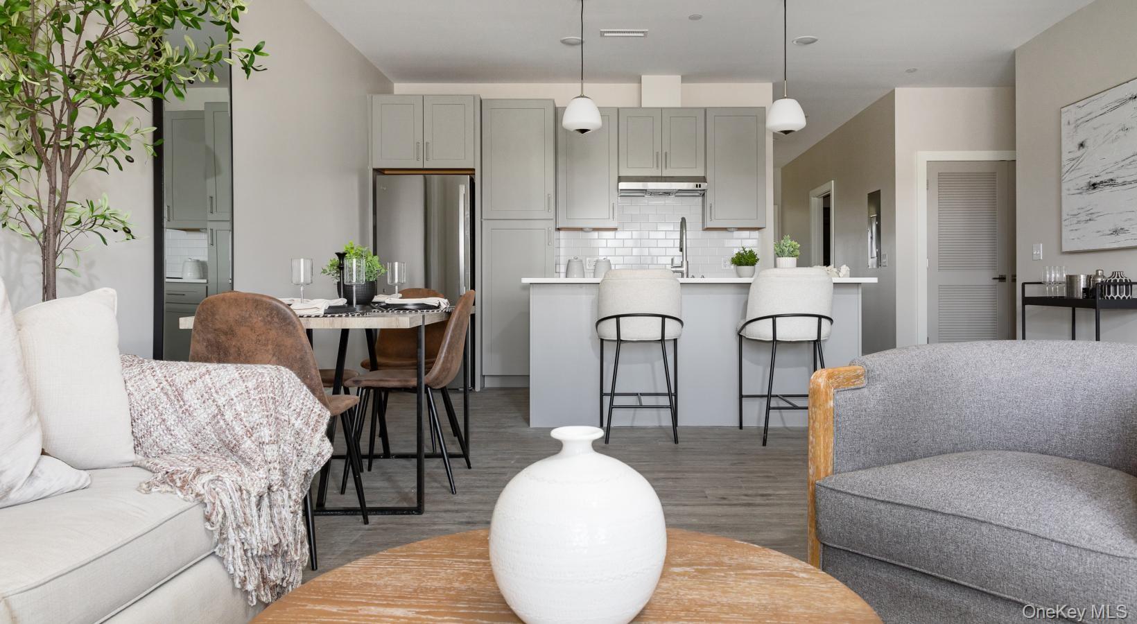 #1 photo, 7 Hudson West Drive, Marlboro , NY 12542