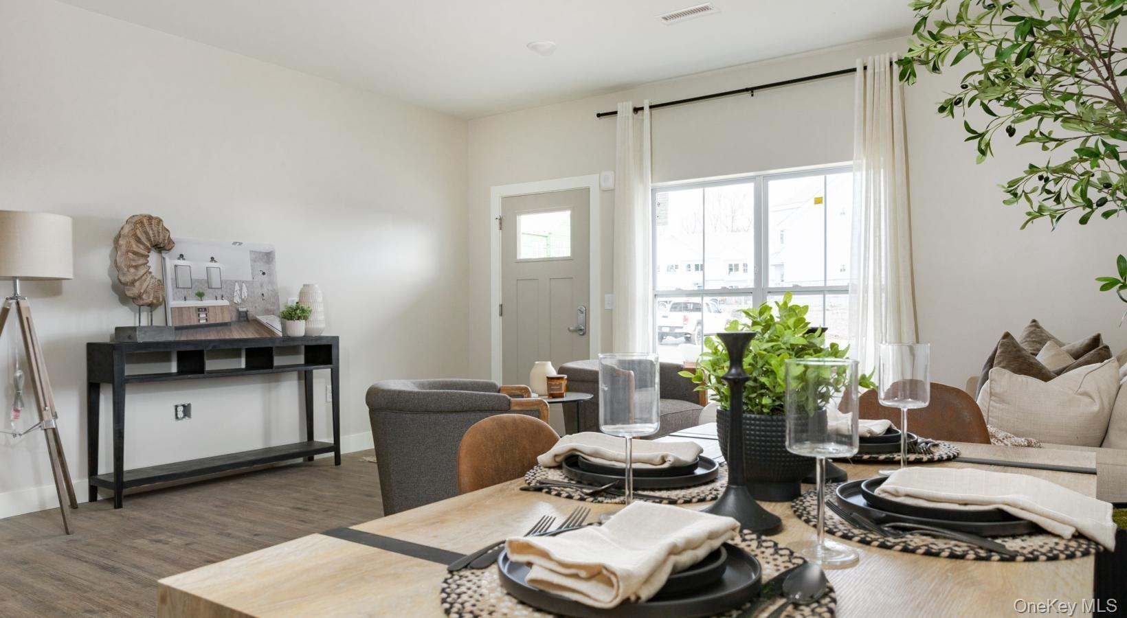 #8 photo, 7 Hudson West Drive, Marlboro , NY 12542