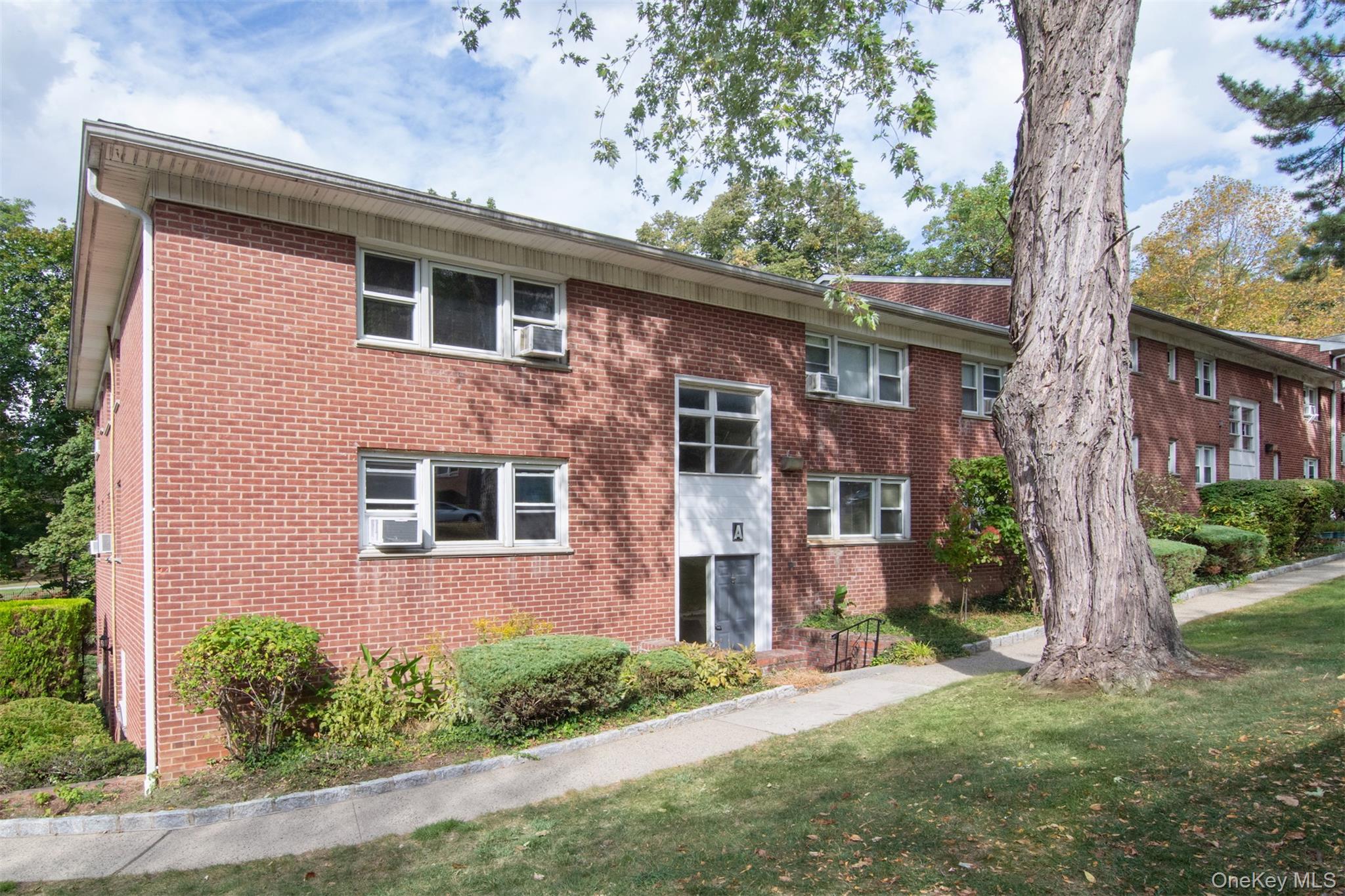 #1 photo, 140 N Broadway, Irvington , NY 10533