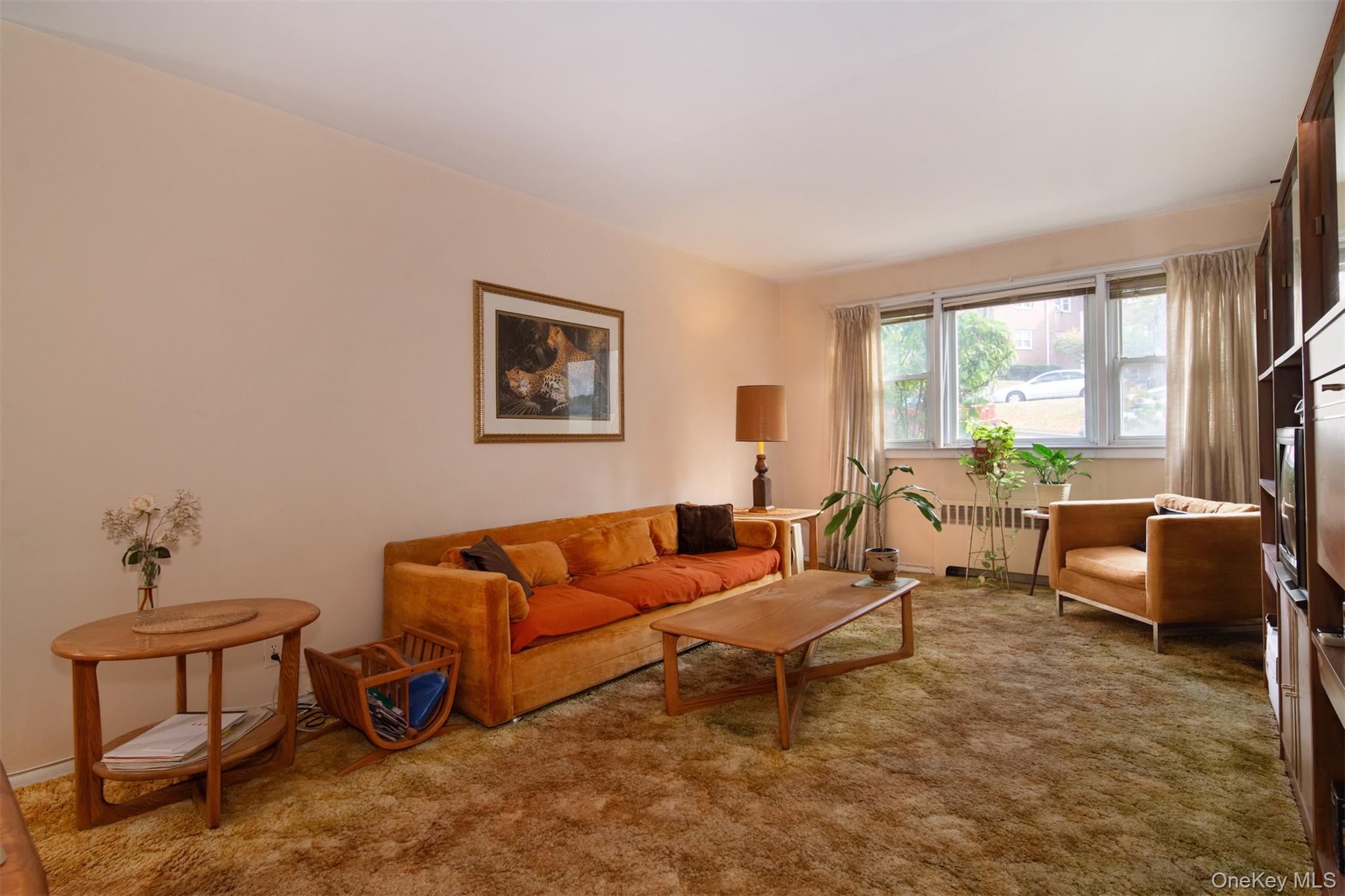 #5 photo, 140 N Broadway, Irvington , NY 10533