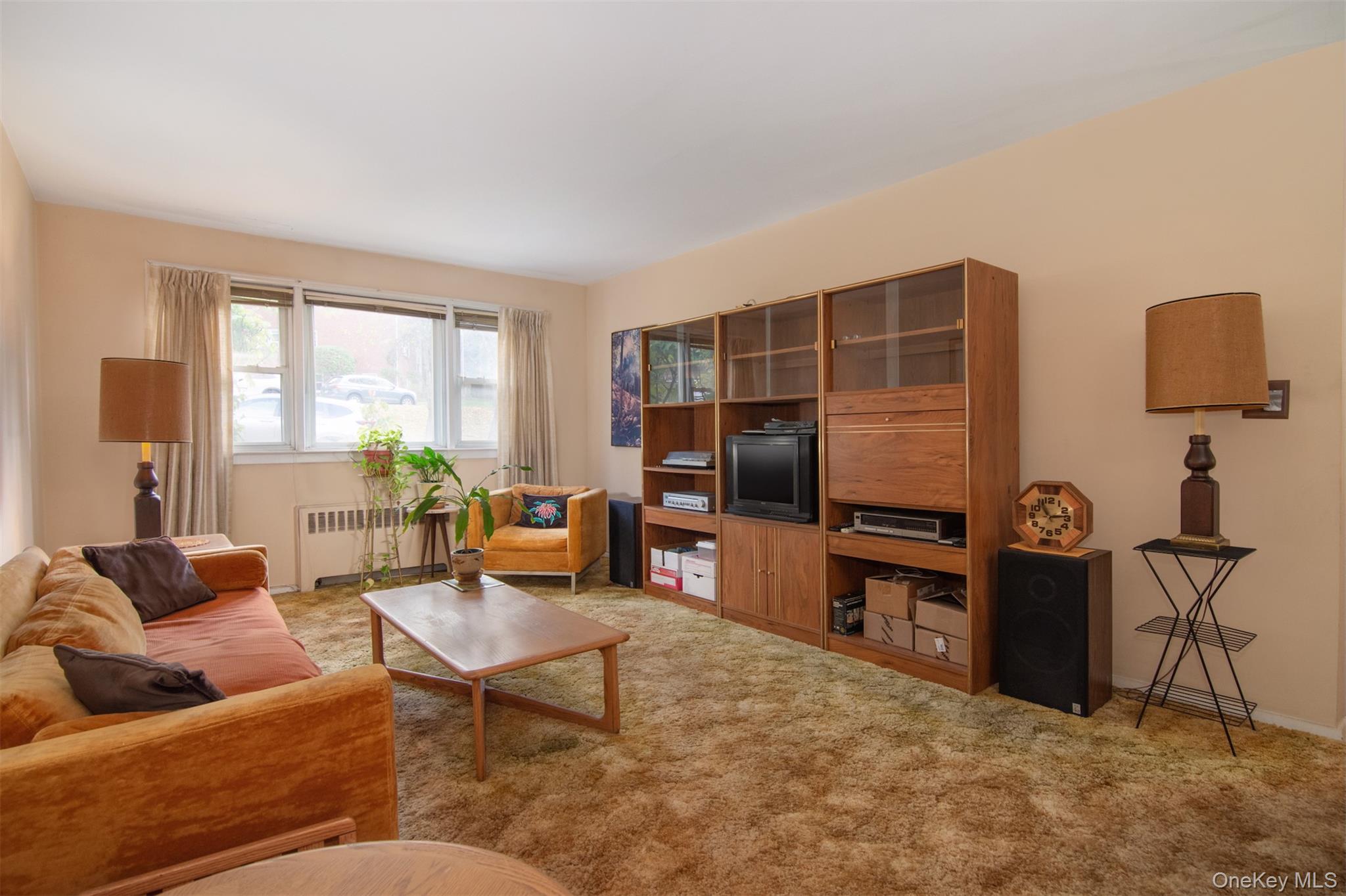 #6 photo, 140 N Broadway, Irvington , NY 10533