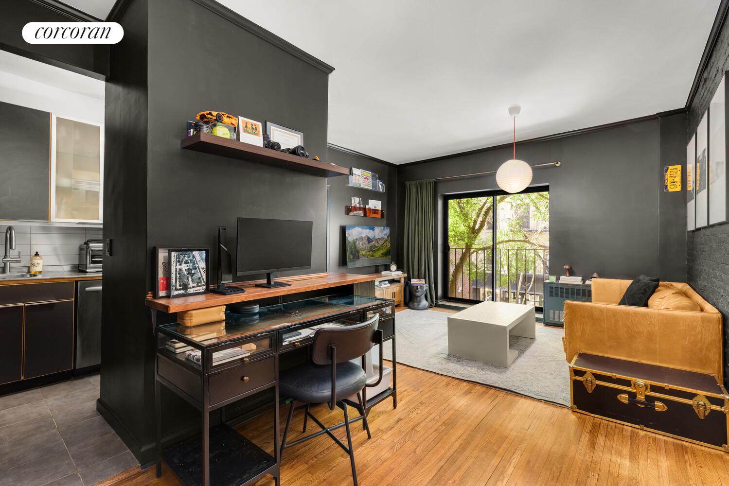 #3 photo, 207 E 21ST Street, マンハッタン Gramercy Park , NY 10010