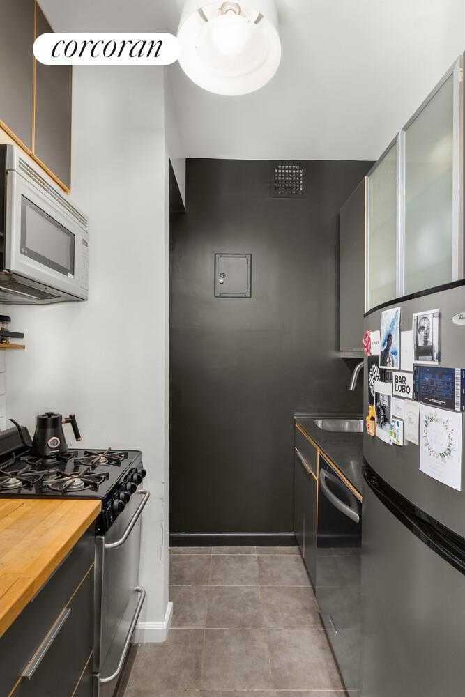 #4 photo, 207 E 21ST Street, マンハッタン Gramercy Park , NY 10010