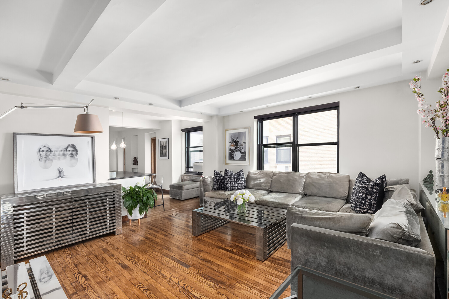 #8 photo, 300 W 23RD Street, マンハッタン Chelsea , NY 10011