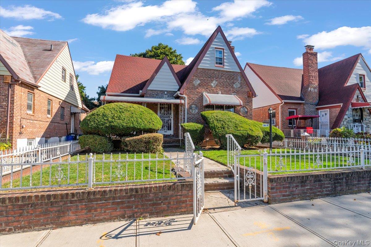 #1 photo, 11615 220th Street, 皇后区 Cambria Heights , NY 11411