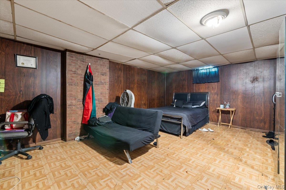 #13 photo, 11615 220th Street, 皇后区 Cambria Heights , NY 11411