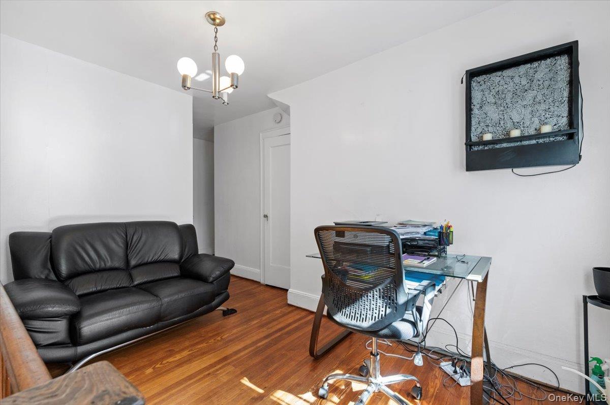 #15 photo, 11615 220th Street, 皇后区 Cambria Heights , NY 11411