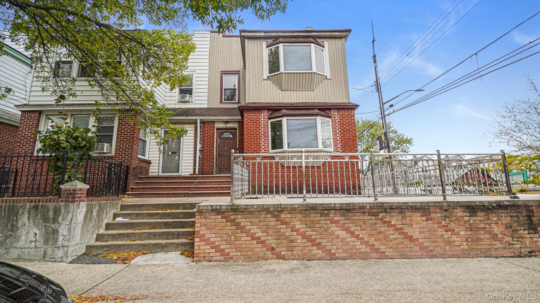 #1 photo, 9302 202nd Street, クイーンズ区 Hollis , NY 11423