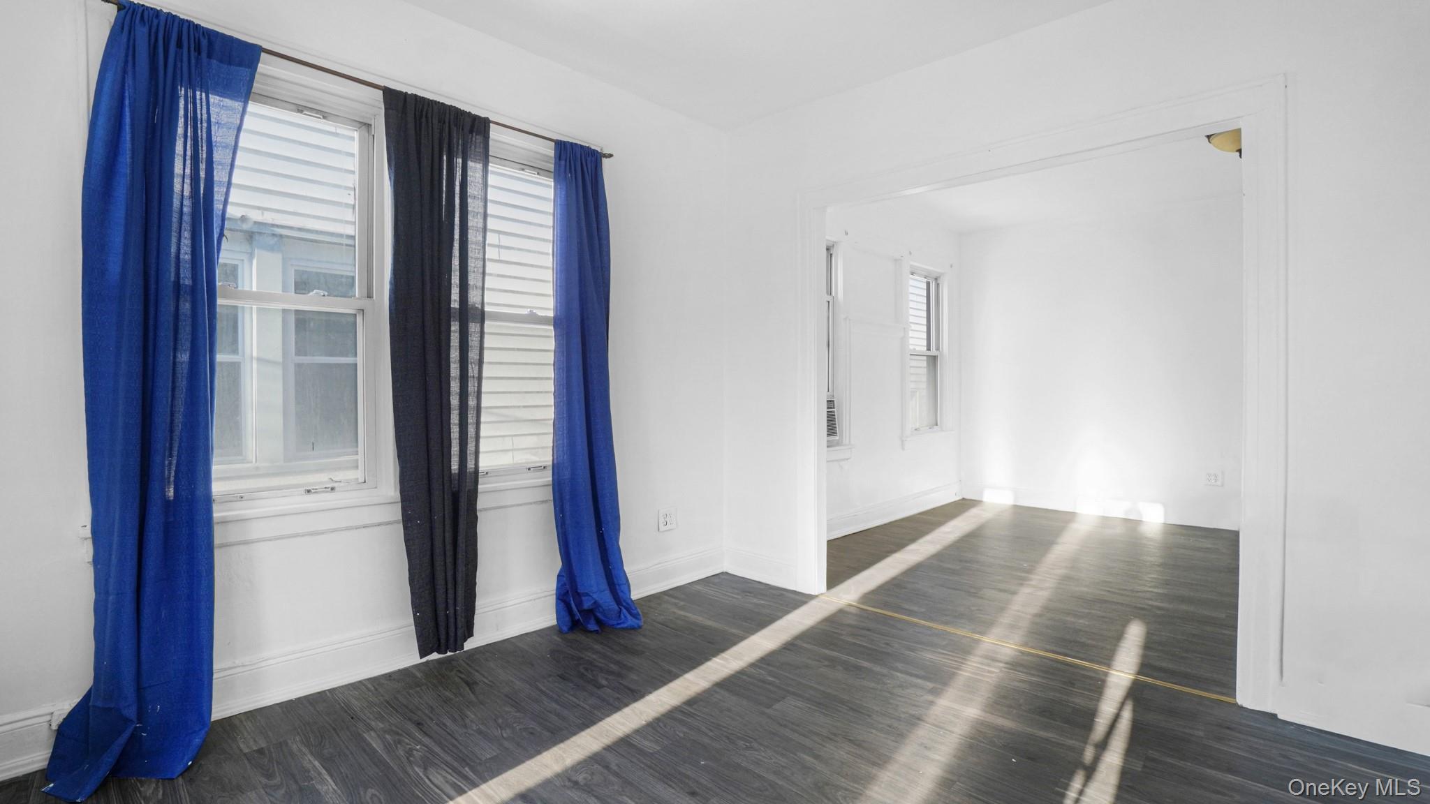 #7 photo, 93-45 202nd Street, Hollis , NY 11423