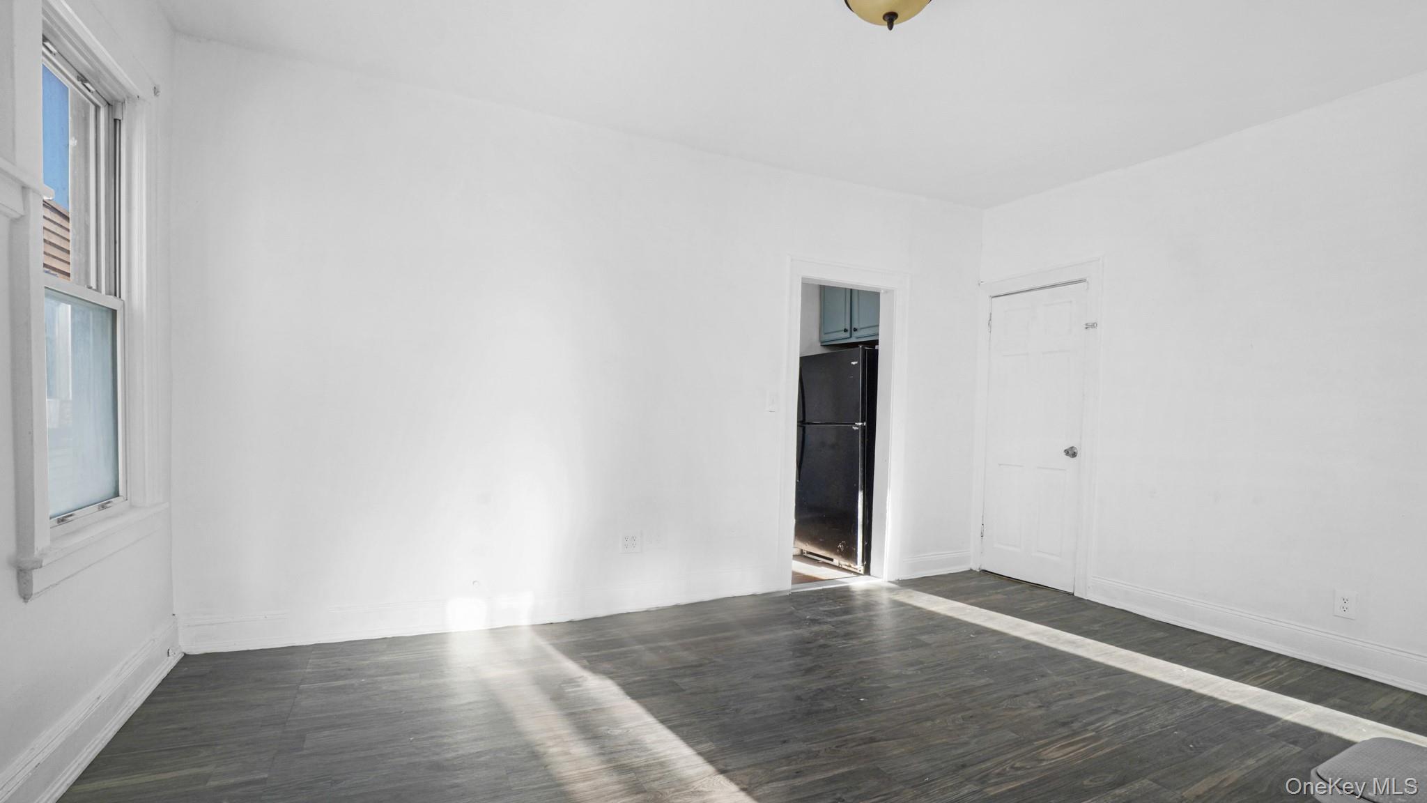 #8 photo, 93-45 202nd Street, Hollis , NY 11423