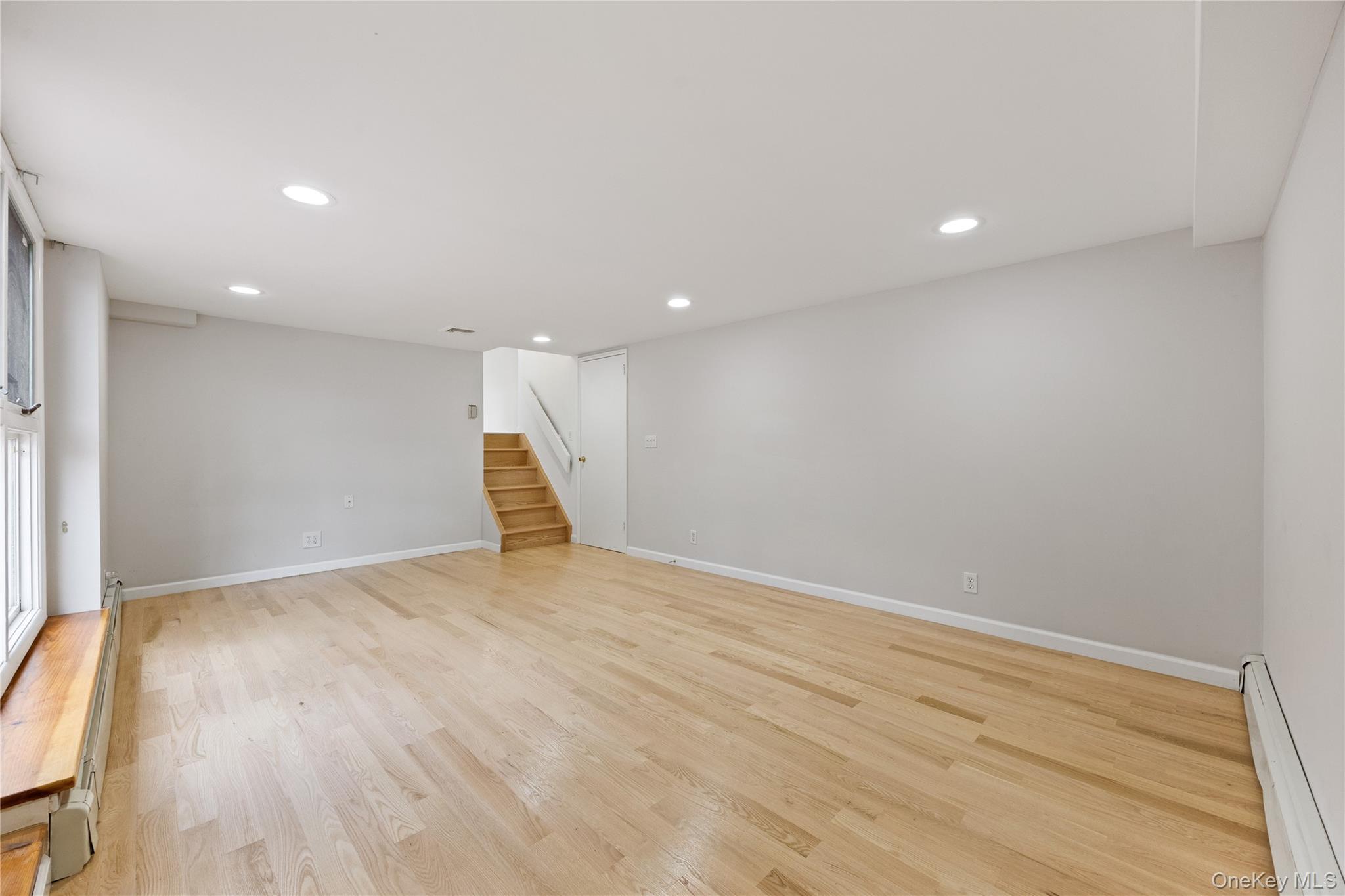 #19 photo, 9 Bart Court, ナッソー郡 Plainview , NY 11803