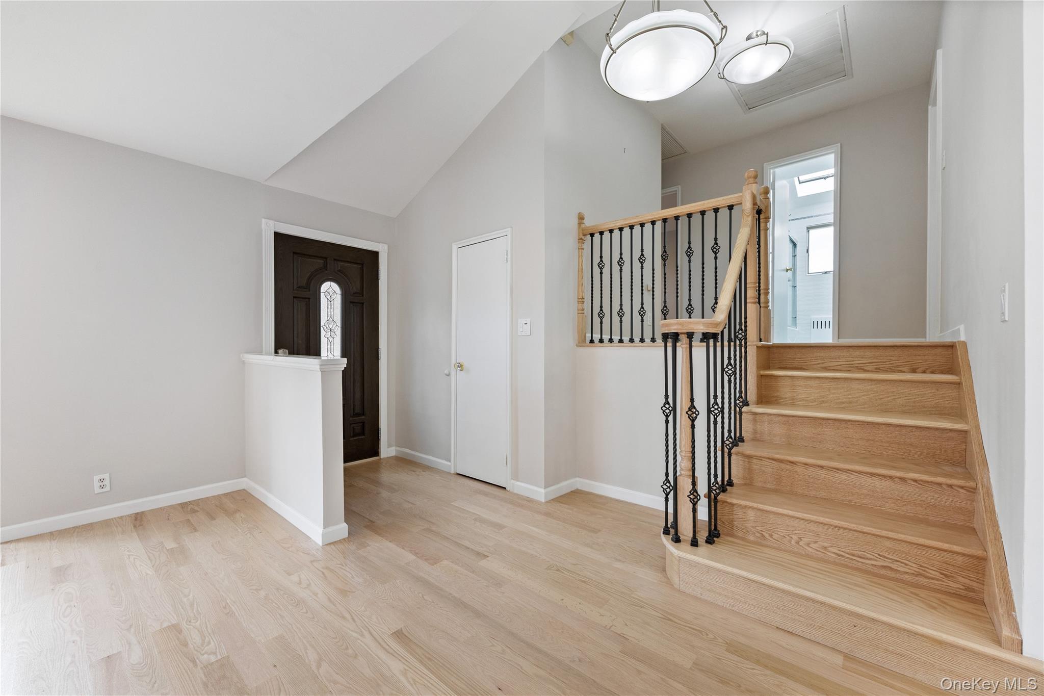 #9 photo, 9 Bart Court, ナッソー郡 Plainview , NY 11803