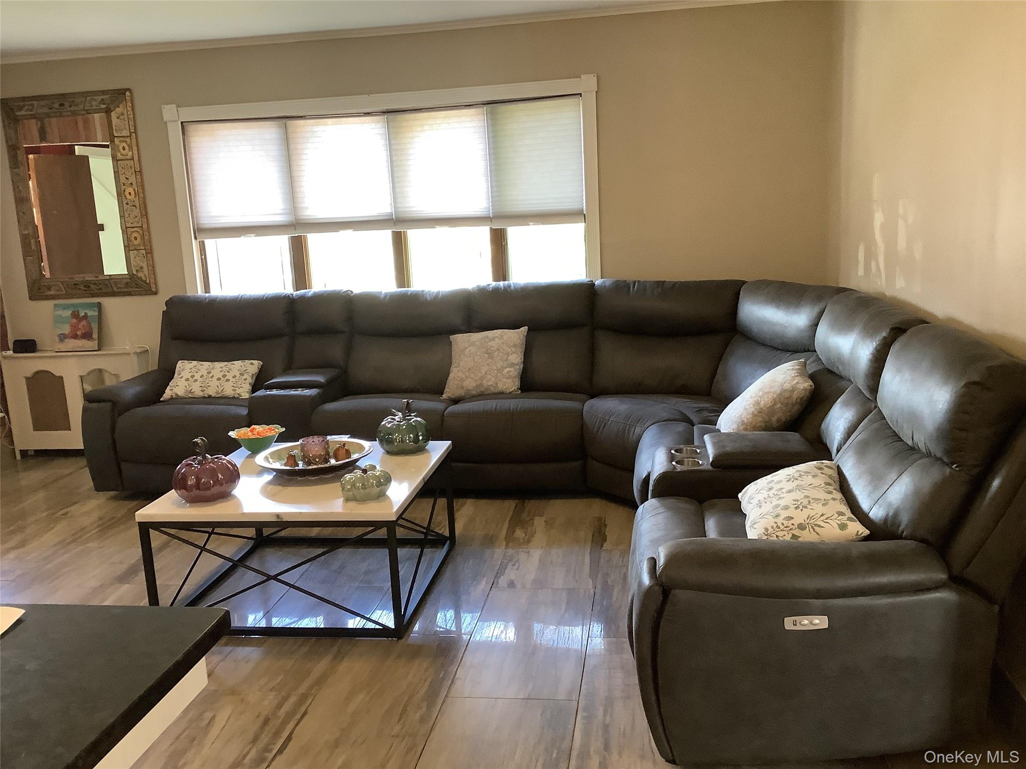 #11 photo, 157-31 80th Street, קווינס Howard Beach , NY 11414