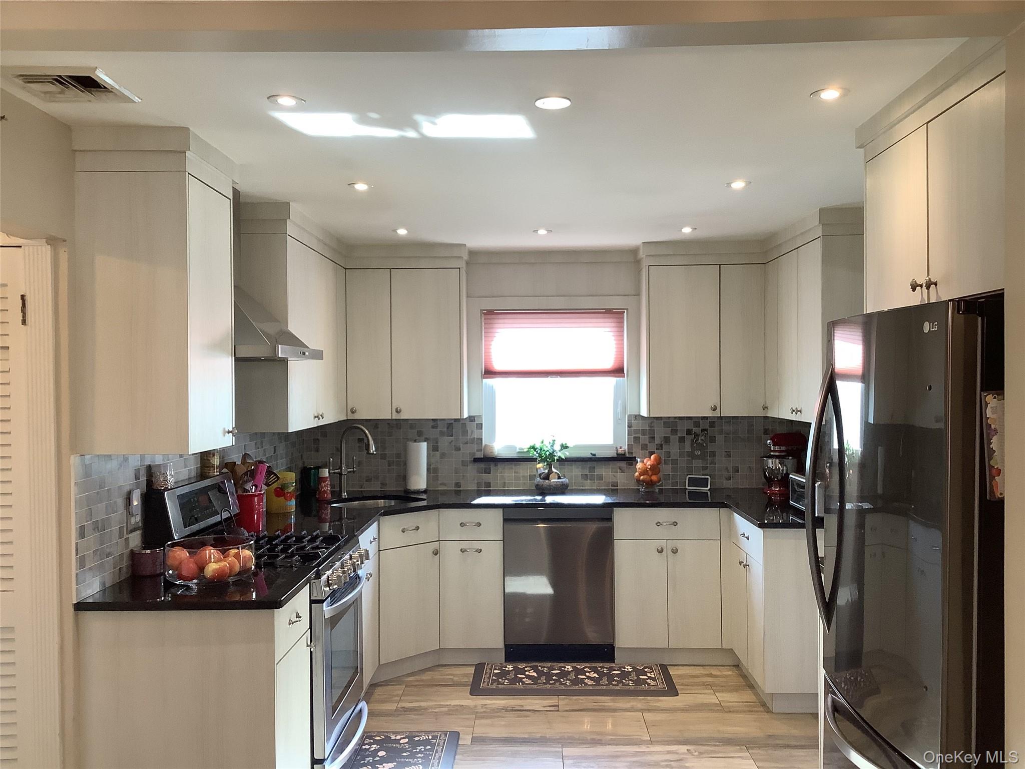 #12 photo, 157-31 80th Street, קווינס Howard Beach , NY 11414