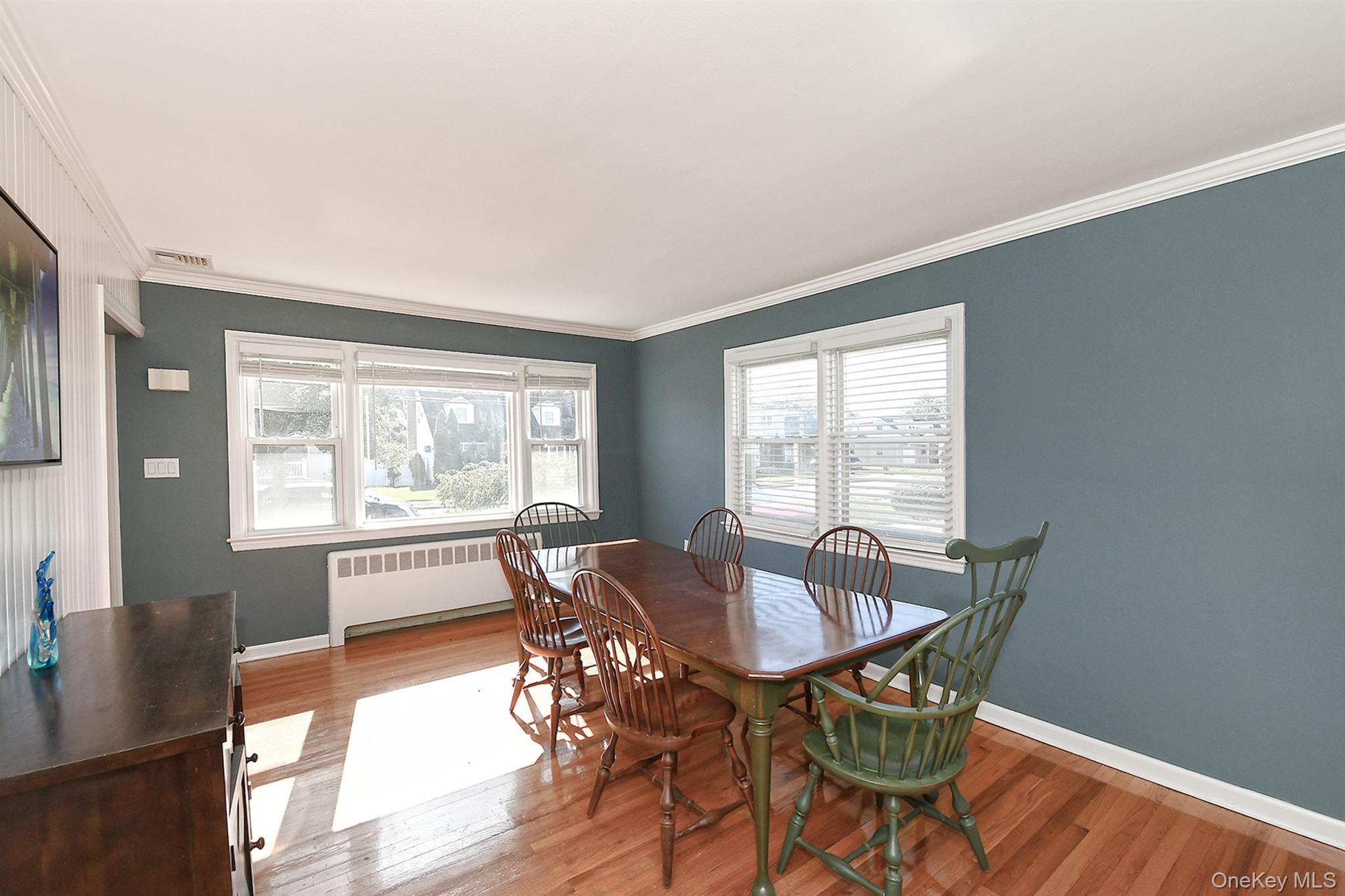 #11 photo, 2499 3rd Avenue, ナッソー郡 East Meadow , NY 11554