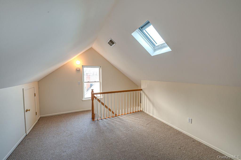 #15 photo, 17 Fairview Street, सफ़ोक काउंटी Huntington , NY 11743