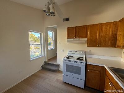 #2 photo, 17 Fairview Street, サフォーク郡 Huntington , NY 11743