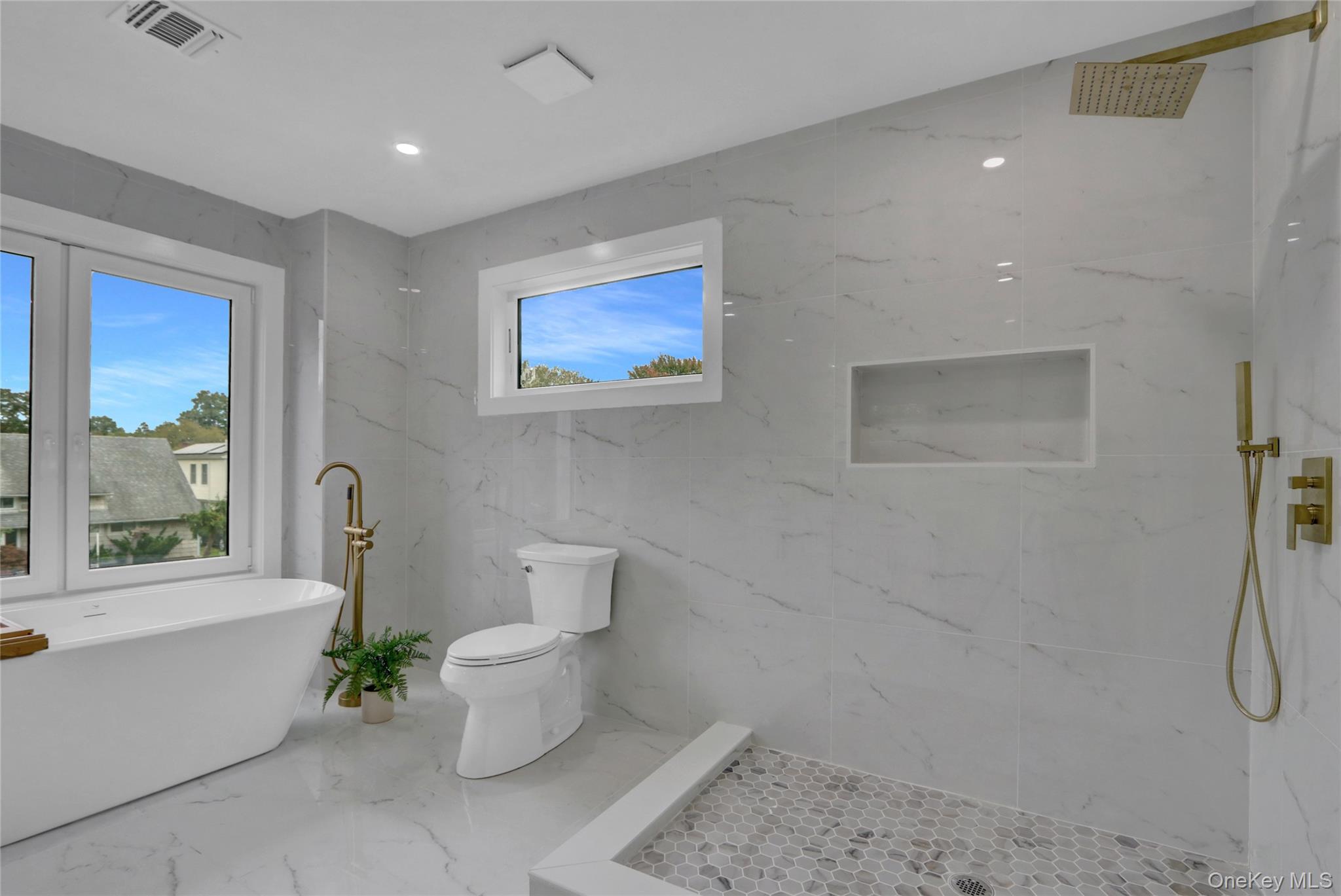 #20 photo, 126 Rim Lane, ナッソー郡 Hicksville , NY 11801