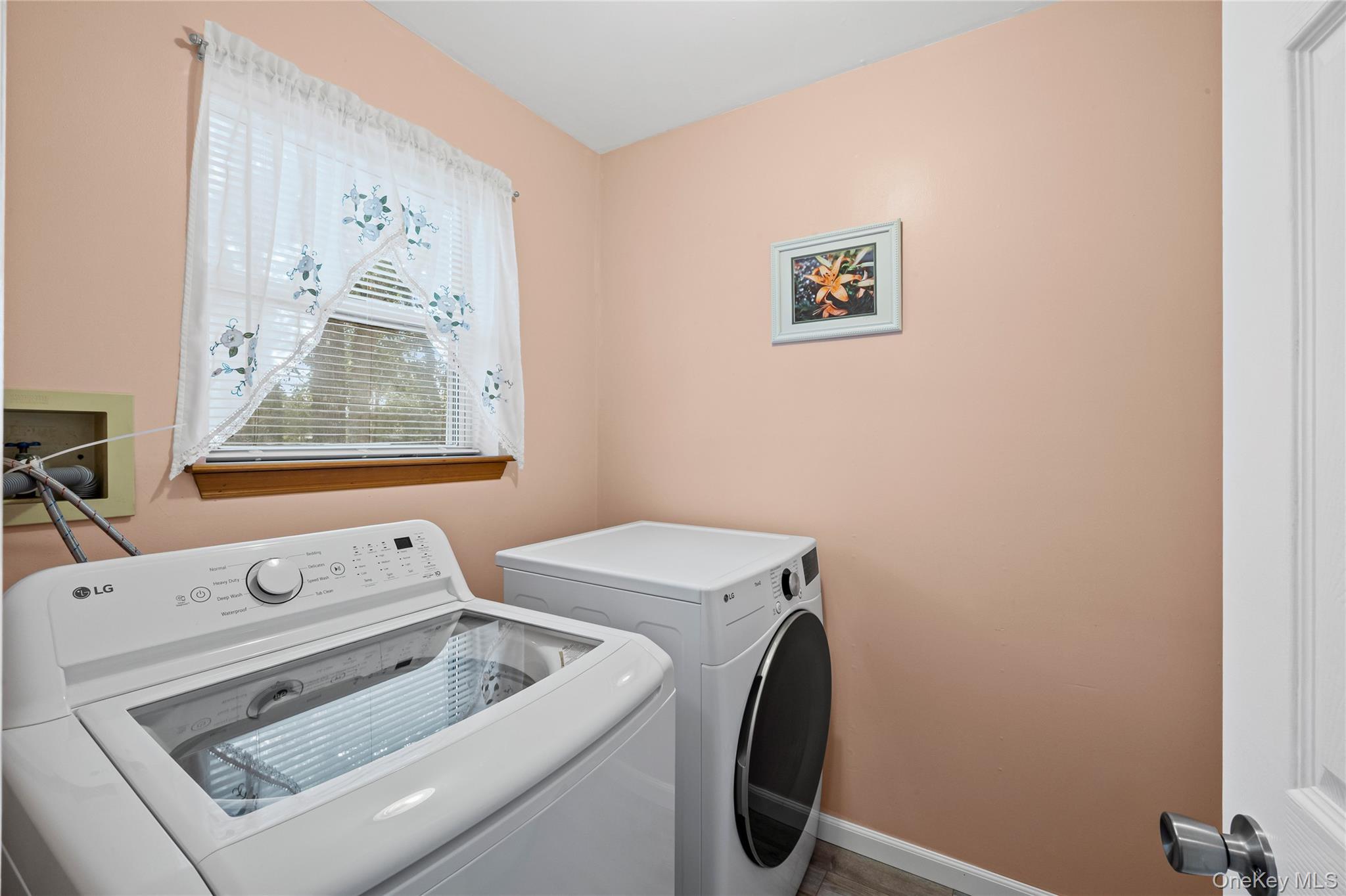 #11 photo, 29 Bedford Avenue, サフォーク郡 Mastic , NY 11950