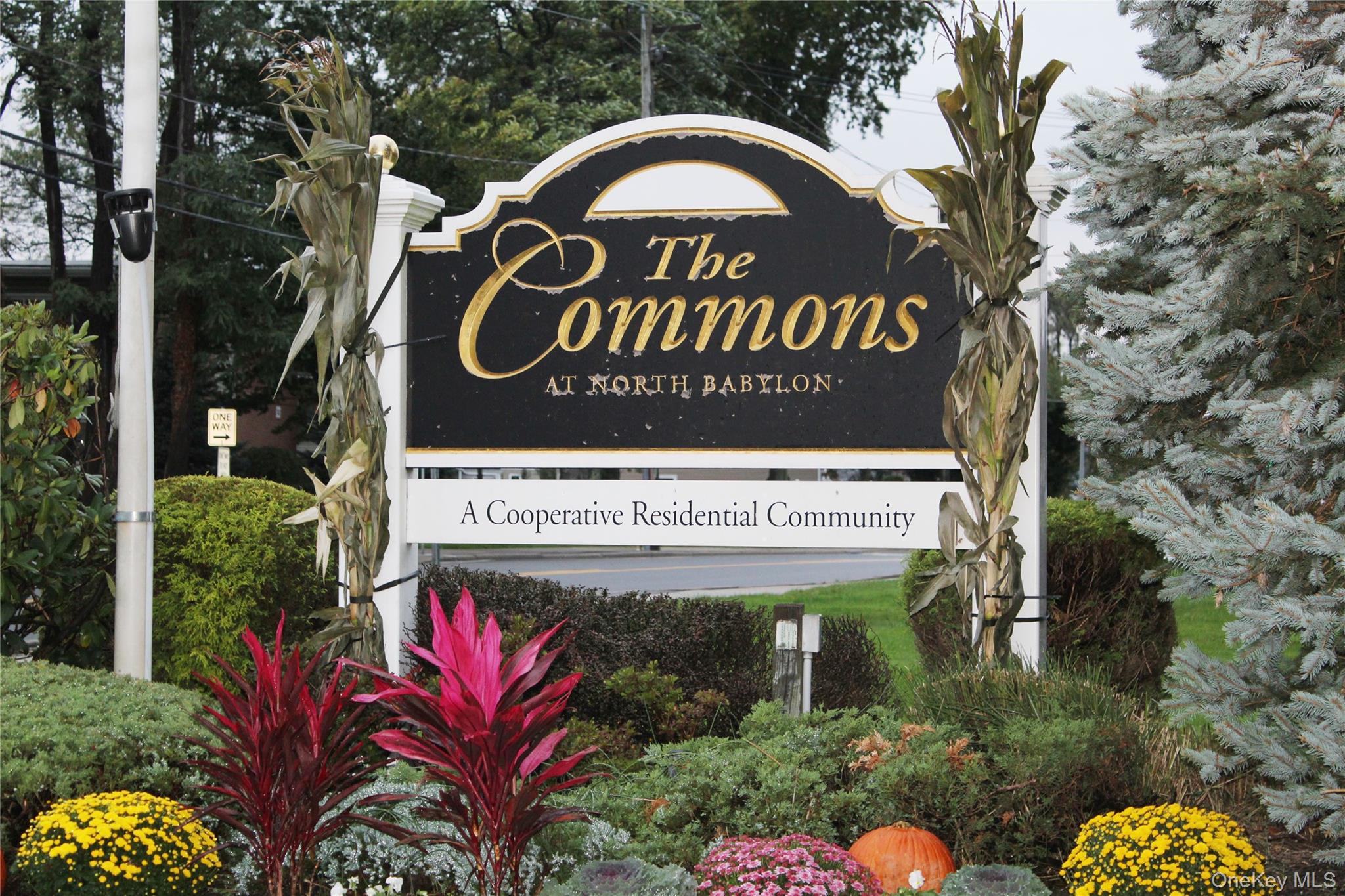 #2 photo, 112 Edmunton Drive, サフォーク郡 North Babylon , NY 11703