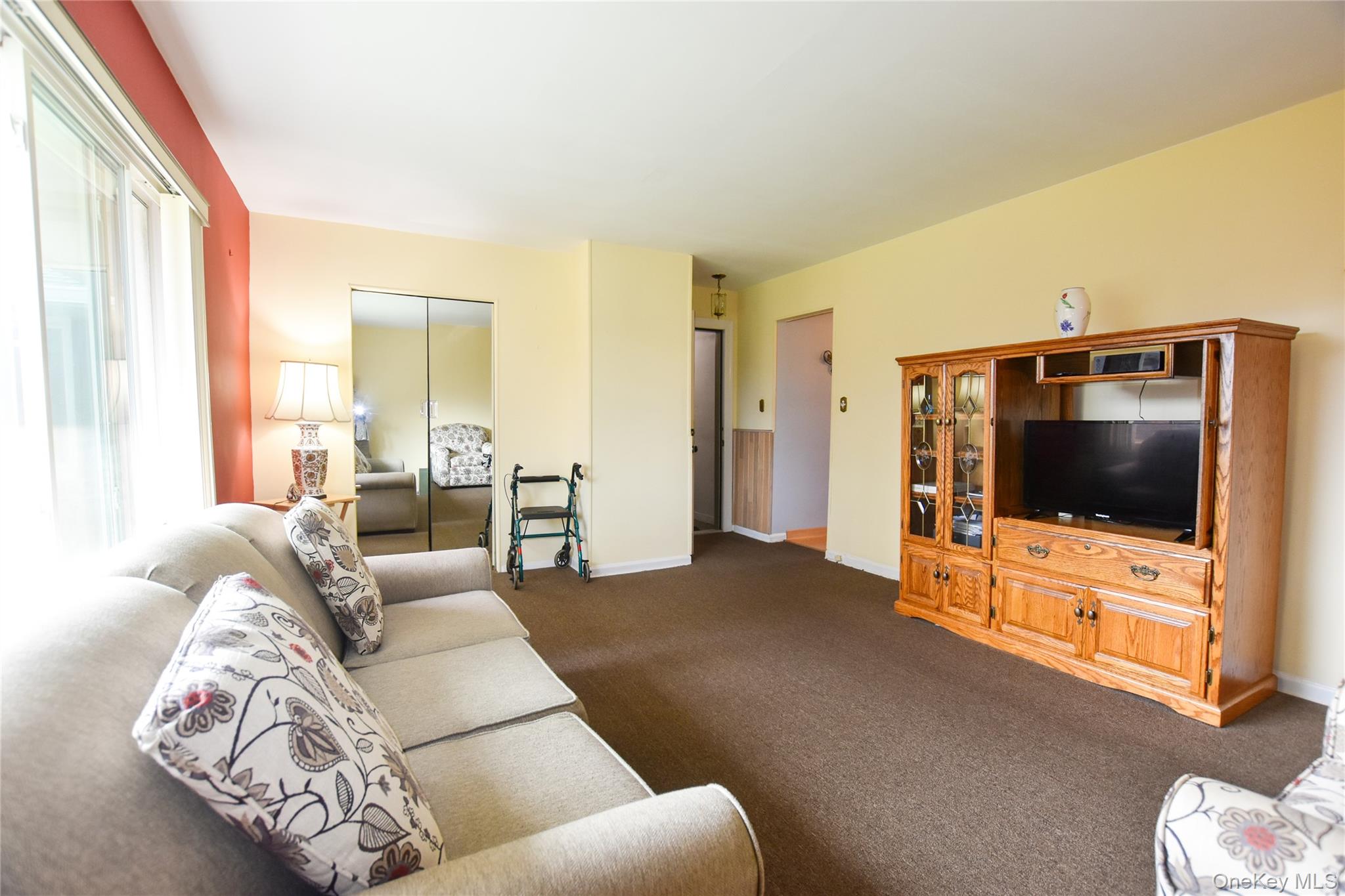 #6 photo, 112 Edmunton Drive, サフォーク郡 North Babylon , NY 11703