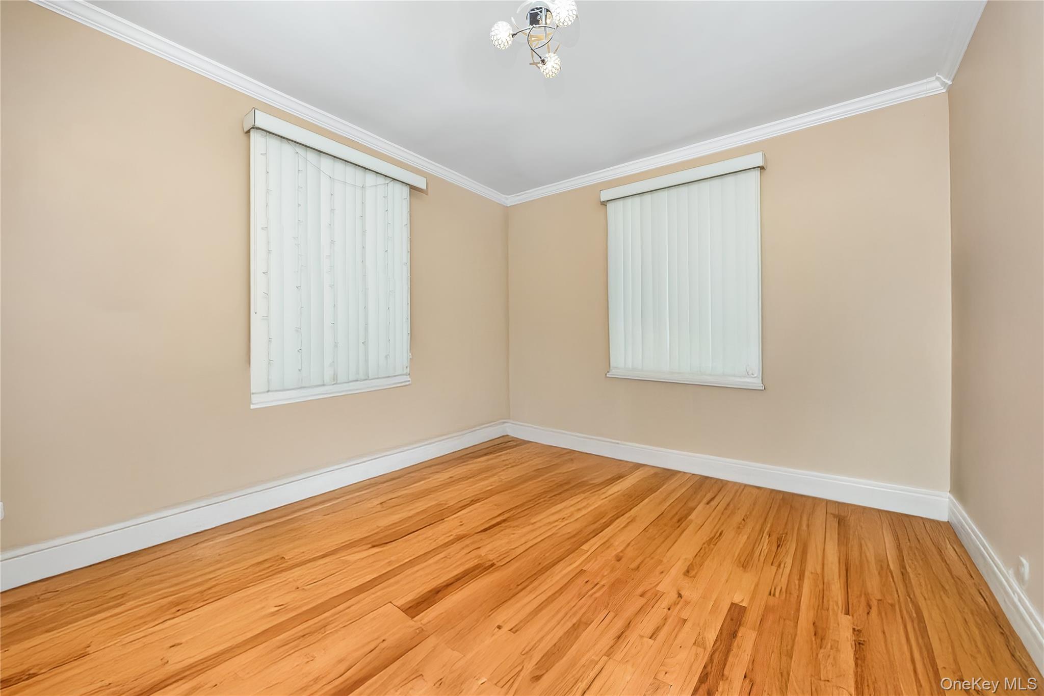 #10 photo, 26-25 Union Street, Flushing , NY 11354