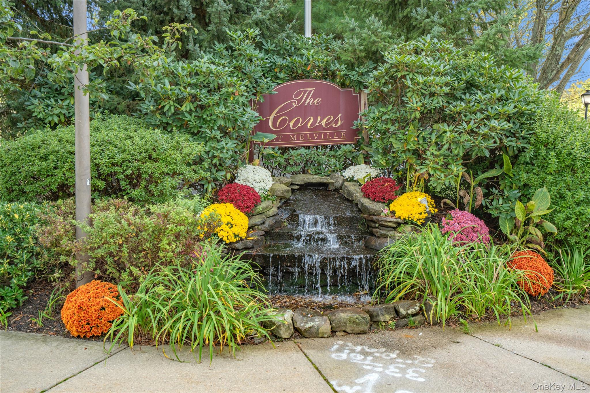 #1 photo, 95 Morley Circle, サフォーク郡 Melville , NY 11747